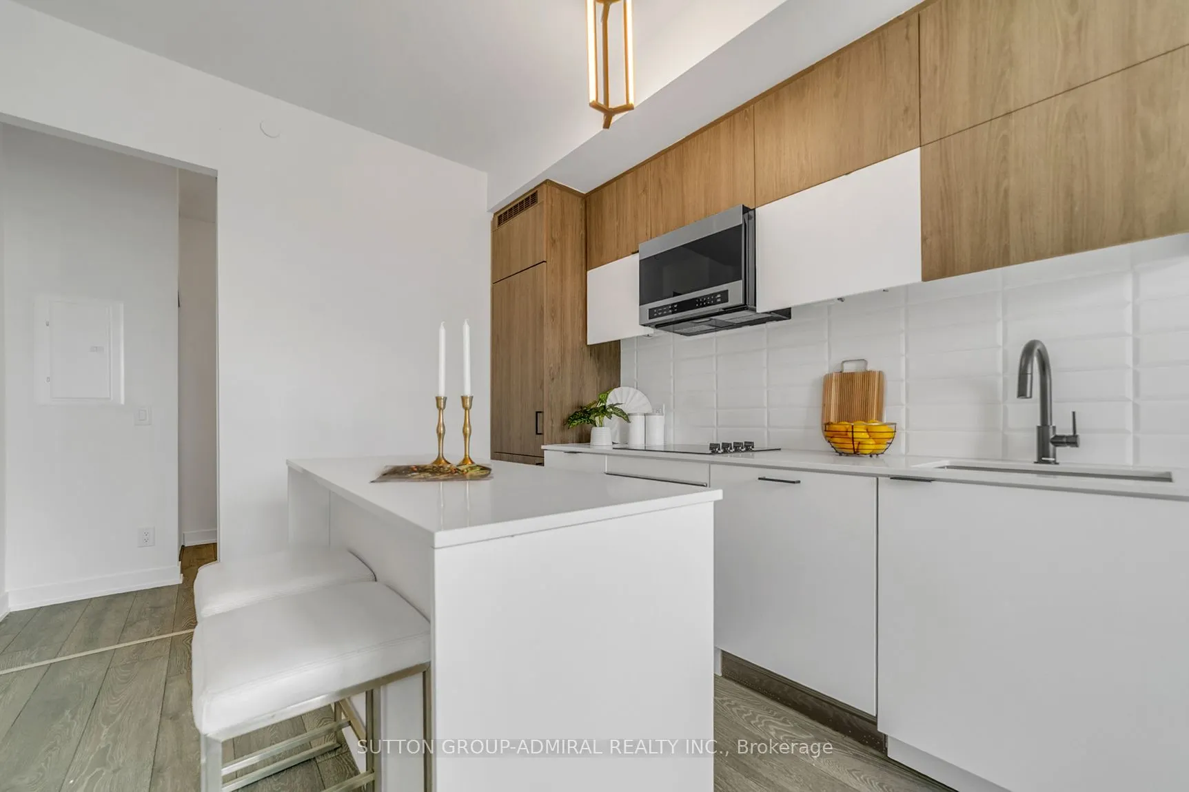 8888 Yonge Street #322