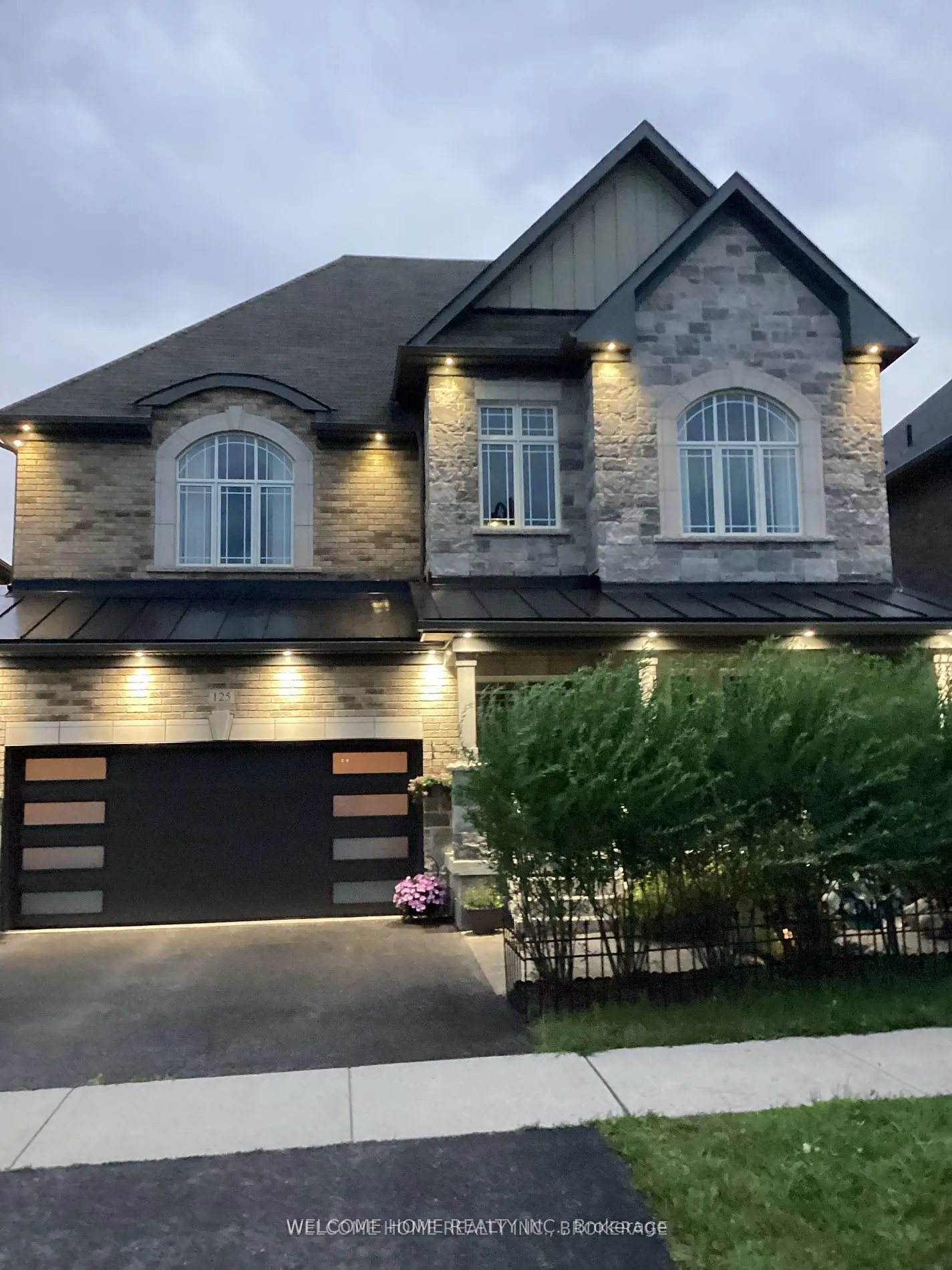 125 Gardiner Drive. Drive N