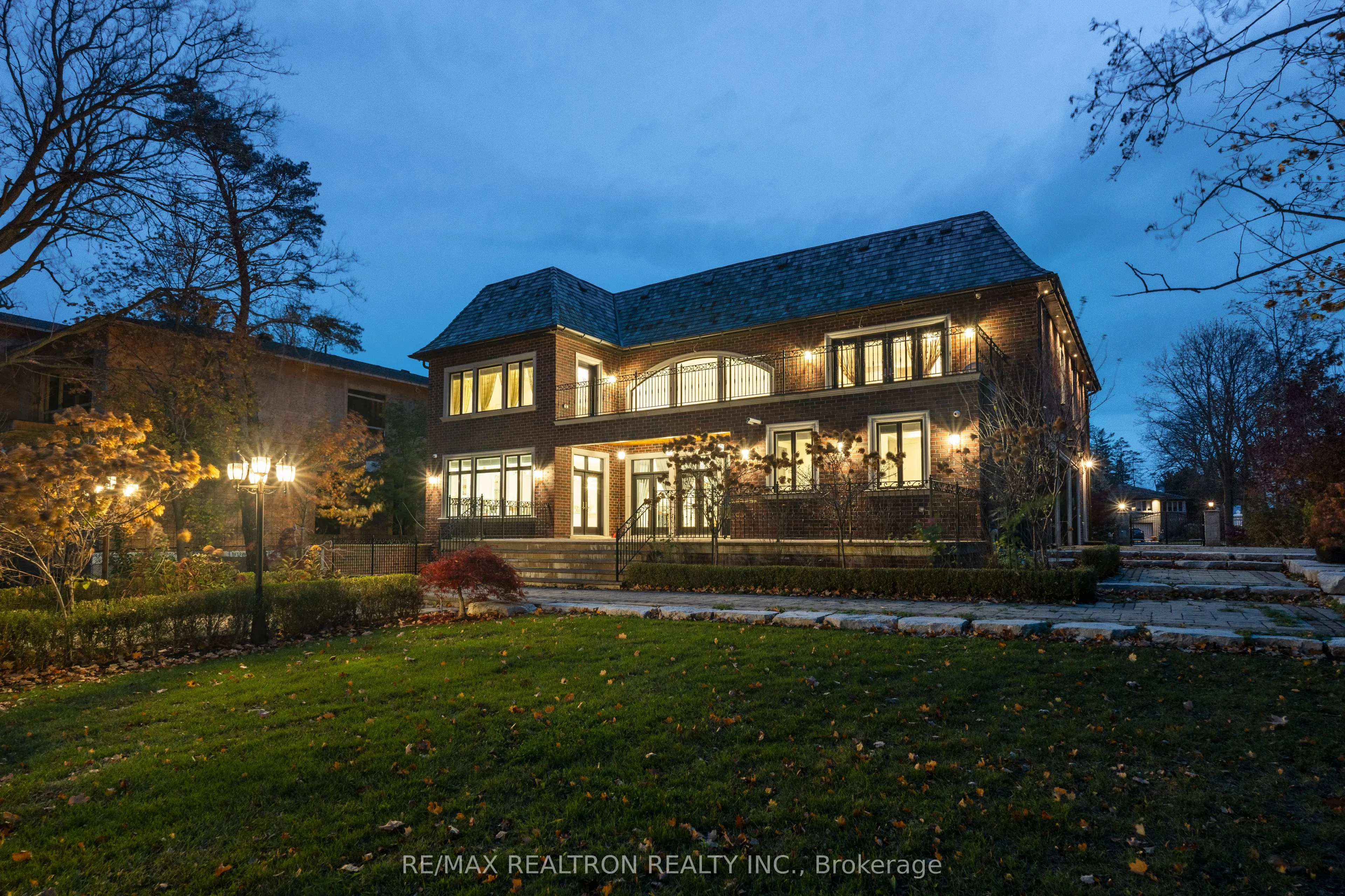 9 Thornbank Road