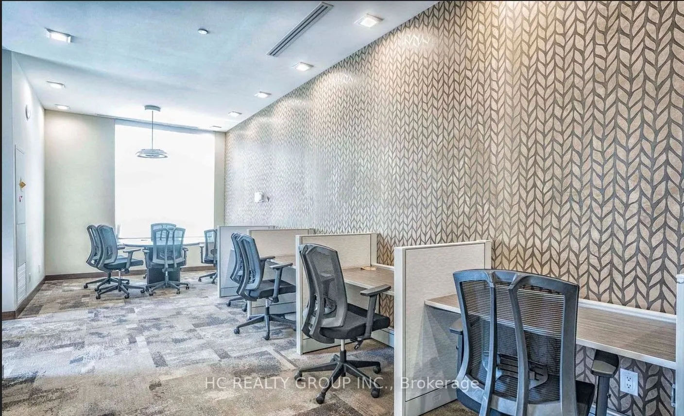 1 Uptown Drive, #1908