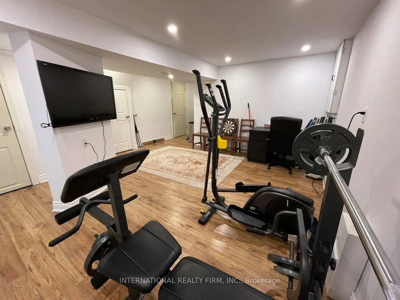 16 Constellation Crescent #Basement