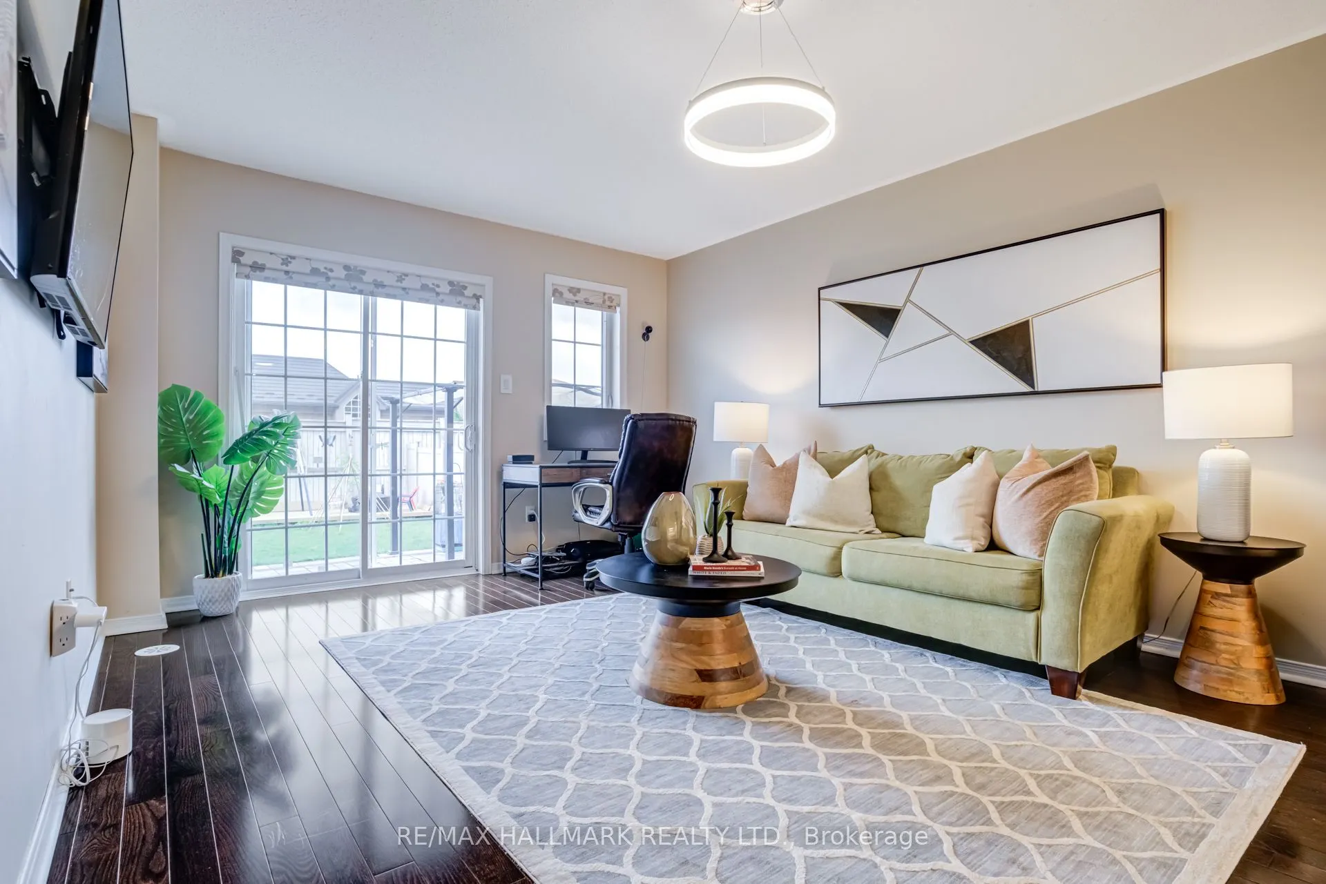 187 Hawkview Boulevard
