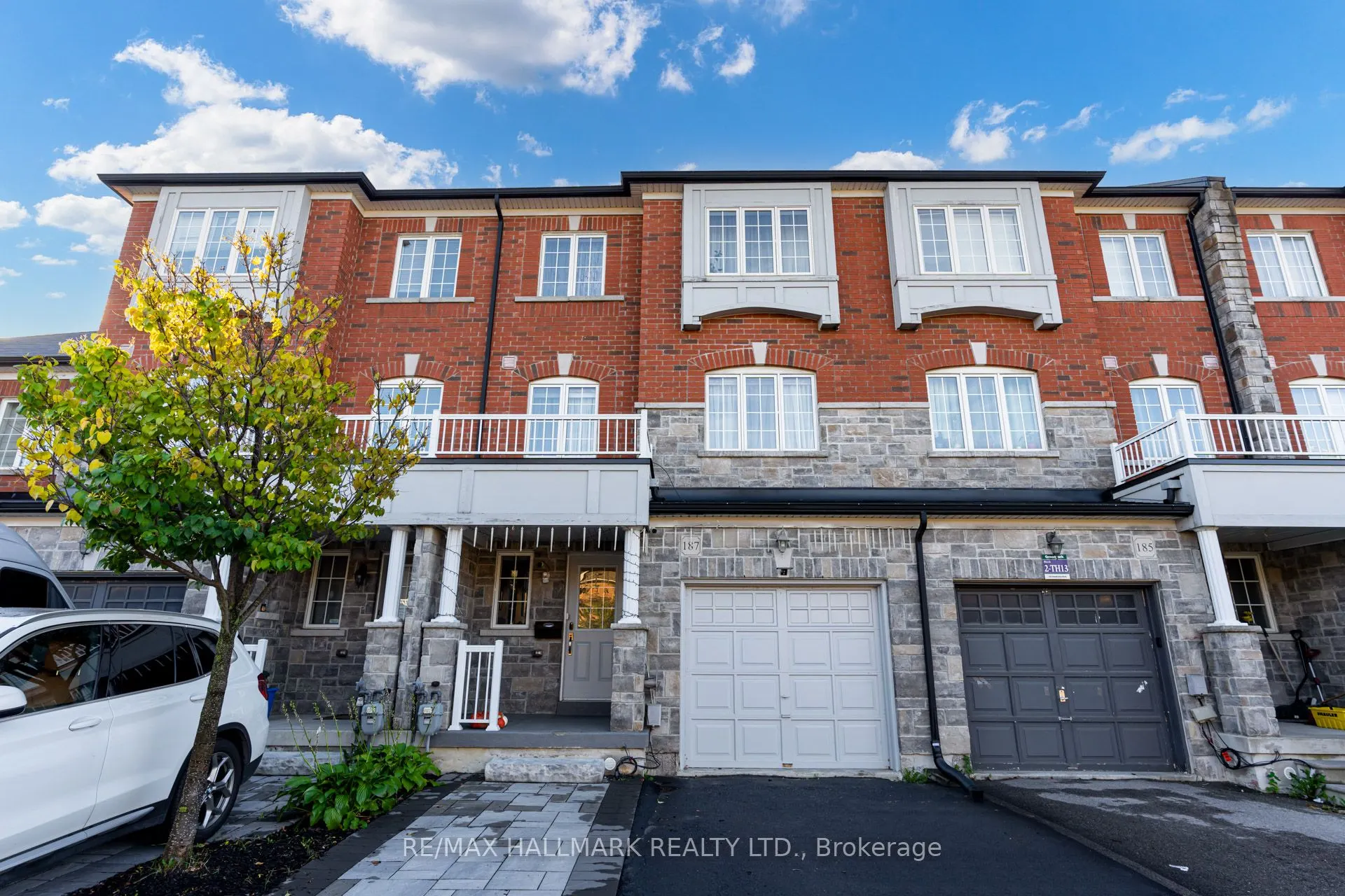 187 Hawkview Boulevard