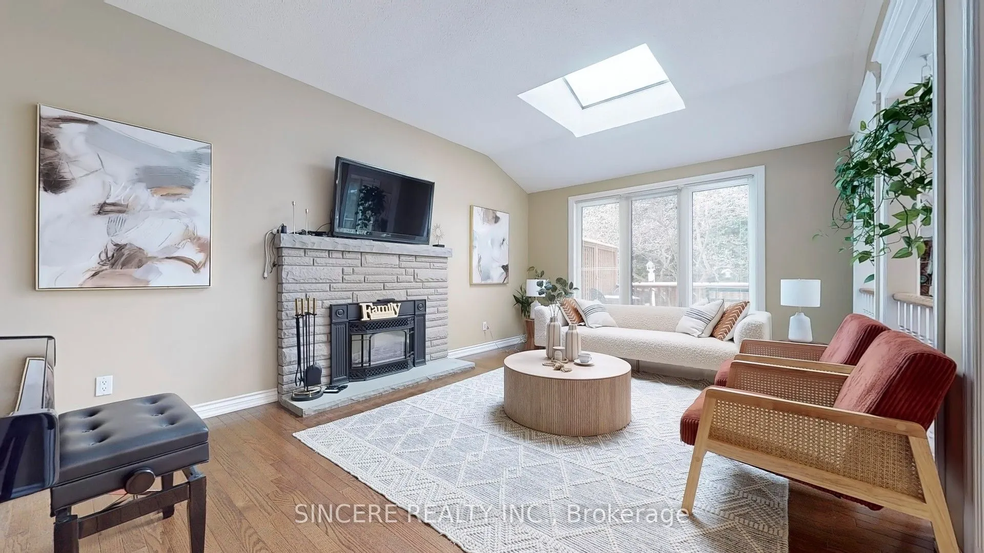 76 Braeside Square