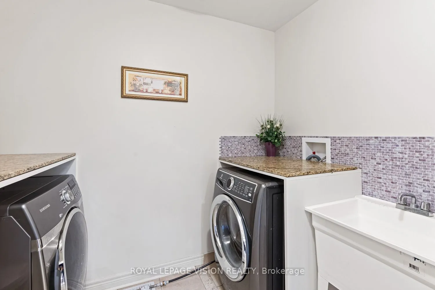 41 Treetops Boulevard