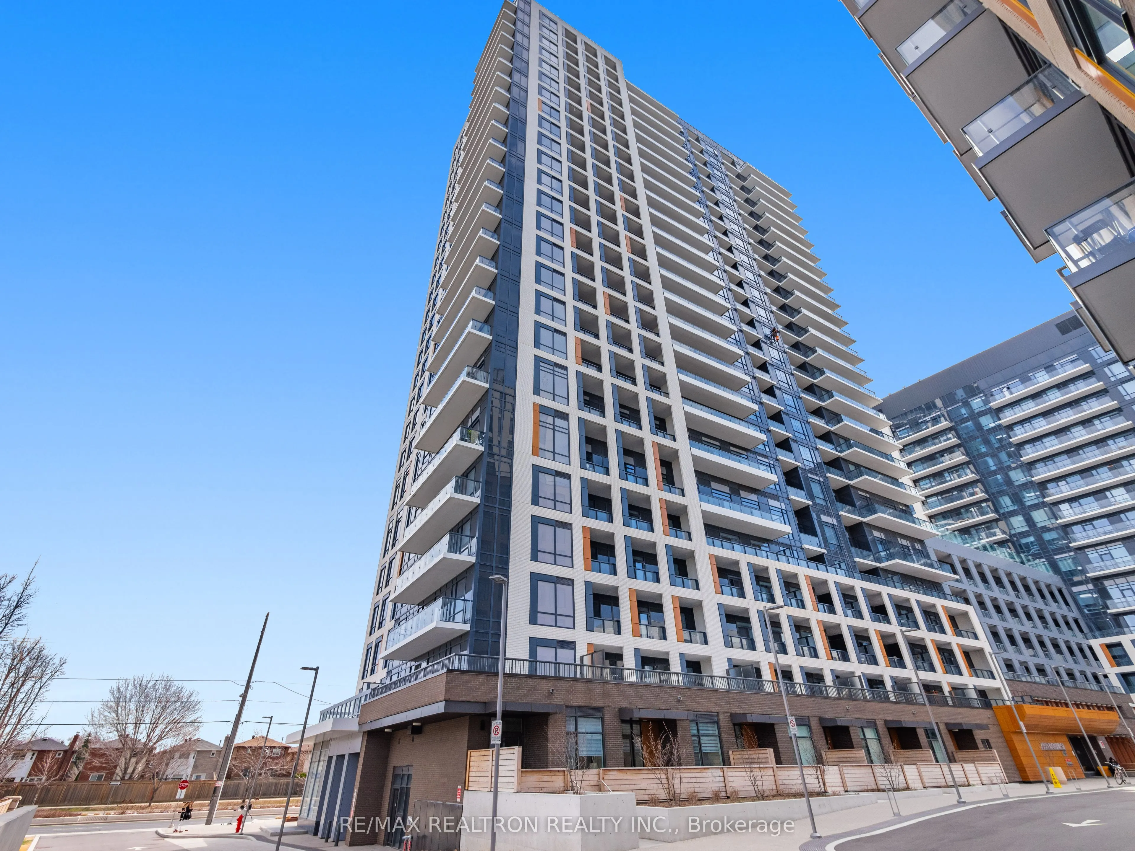 7950 Bathurst Street, #0911 Tower B