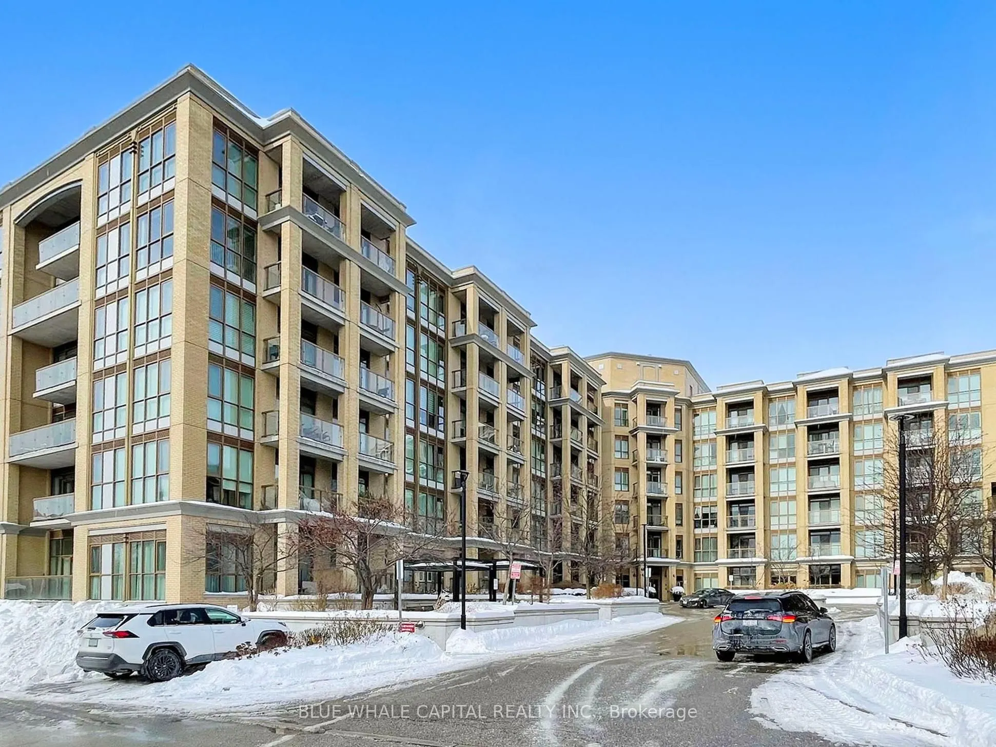 68 Main Street N, #426