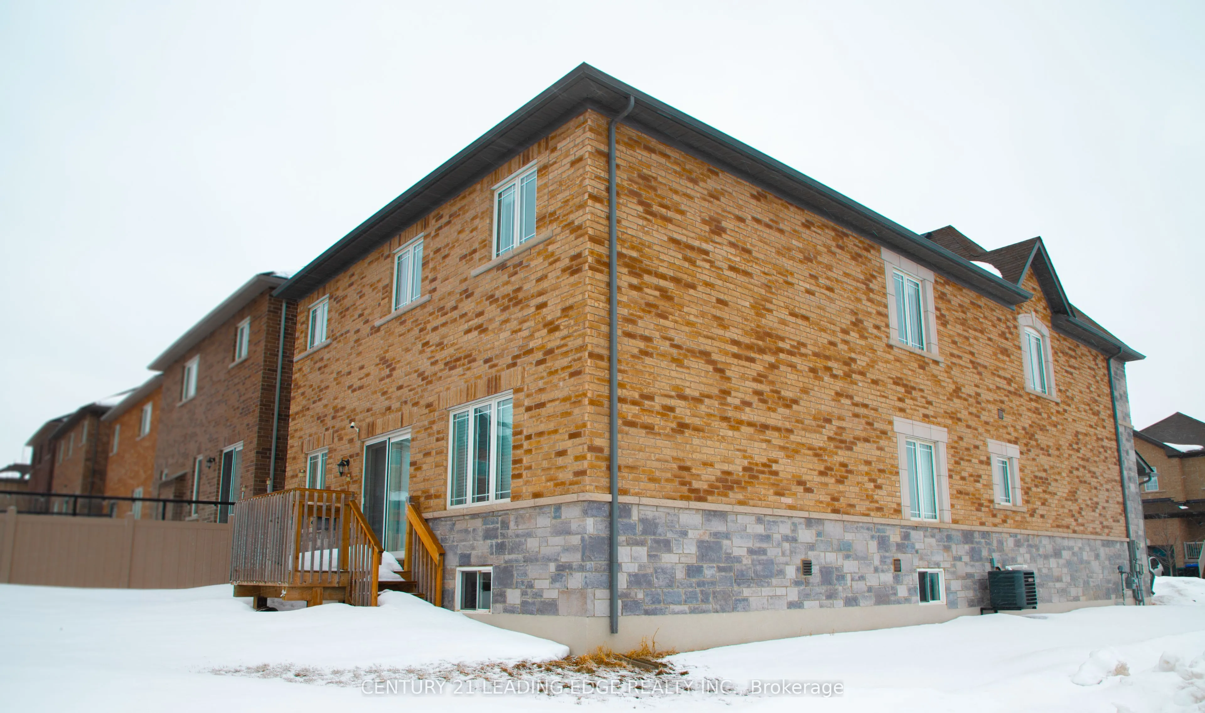 122 Mckenzie Way