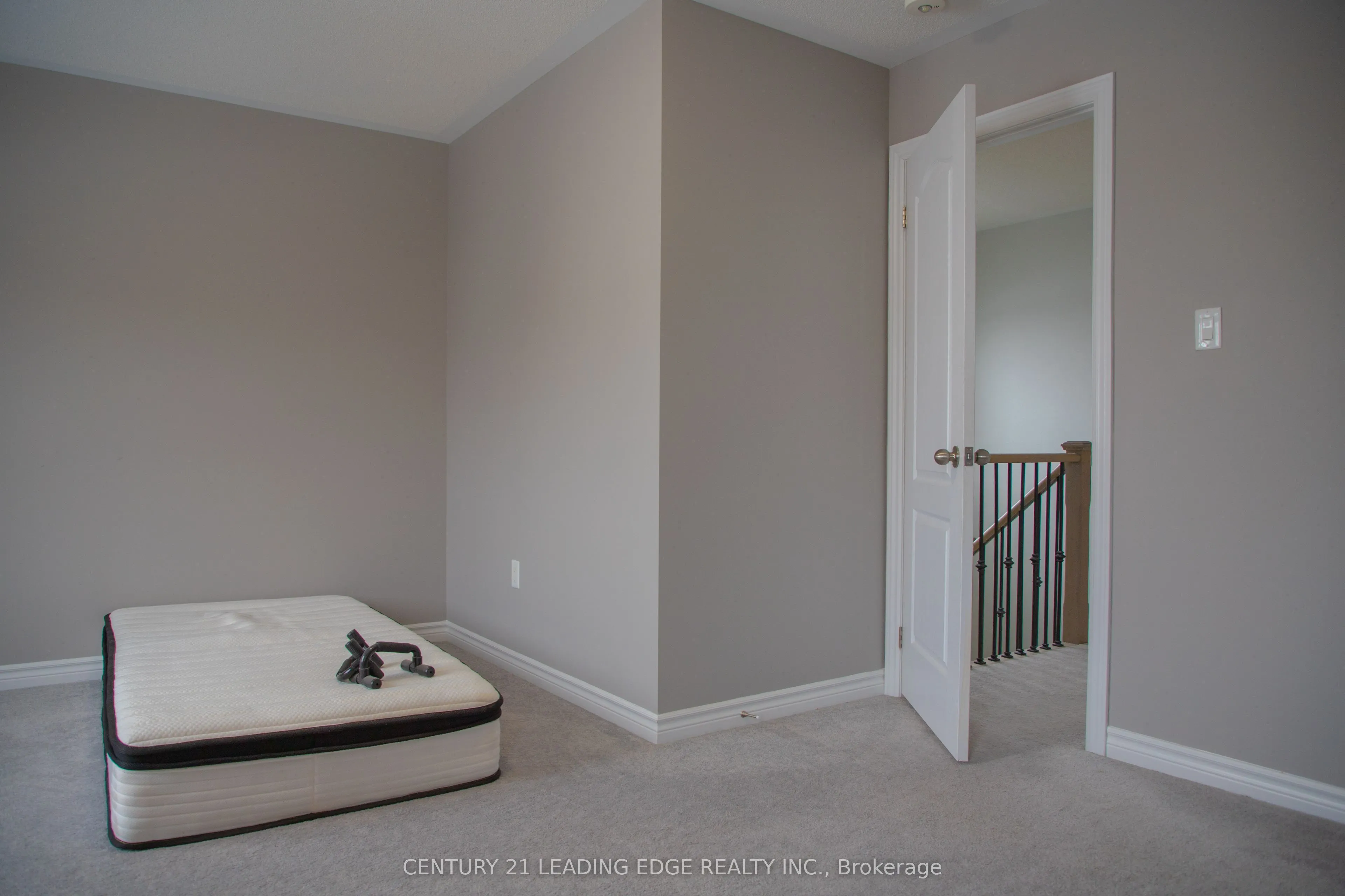 122 Mckenzie Way