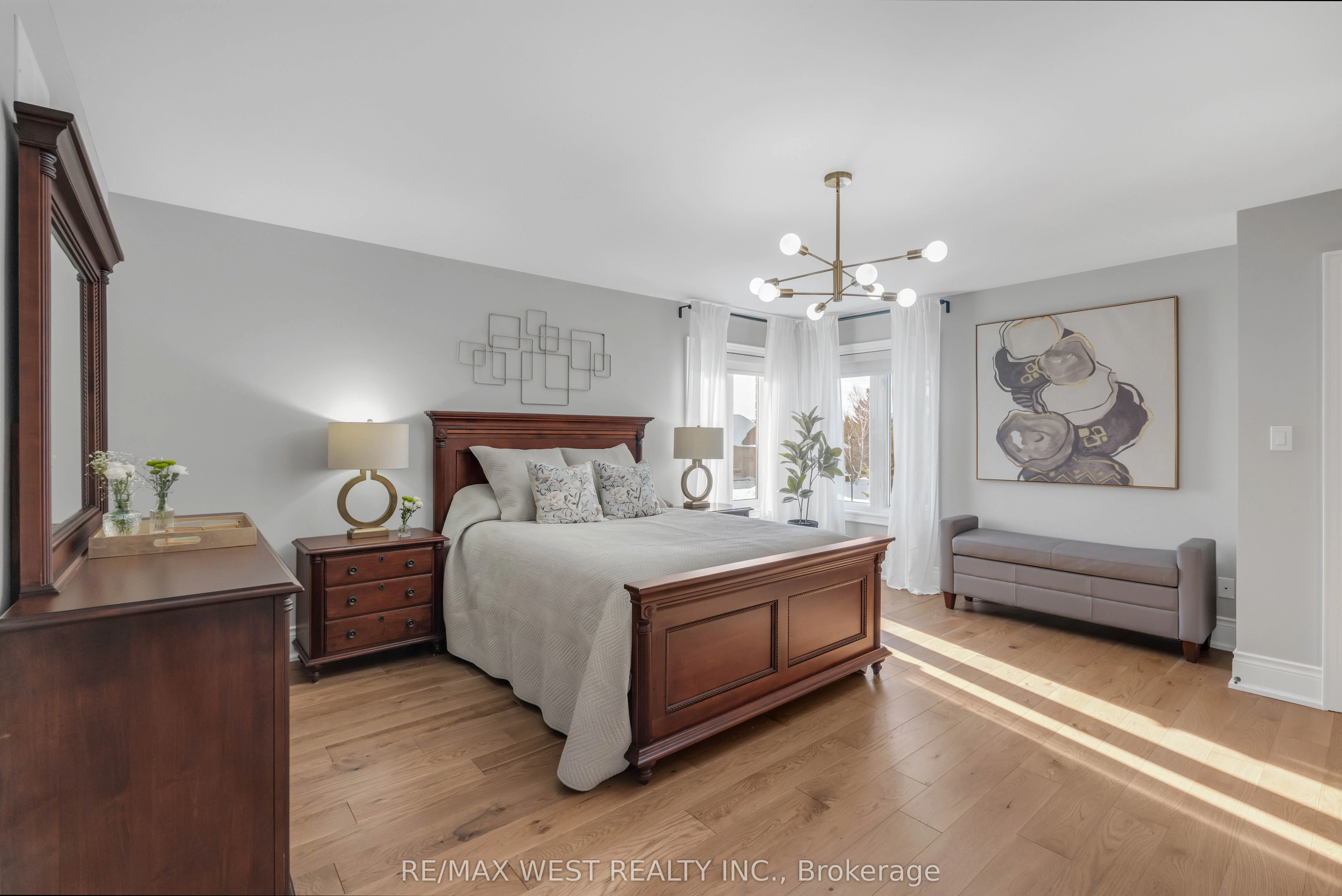 10 Farmcrest Court
