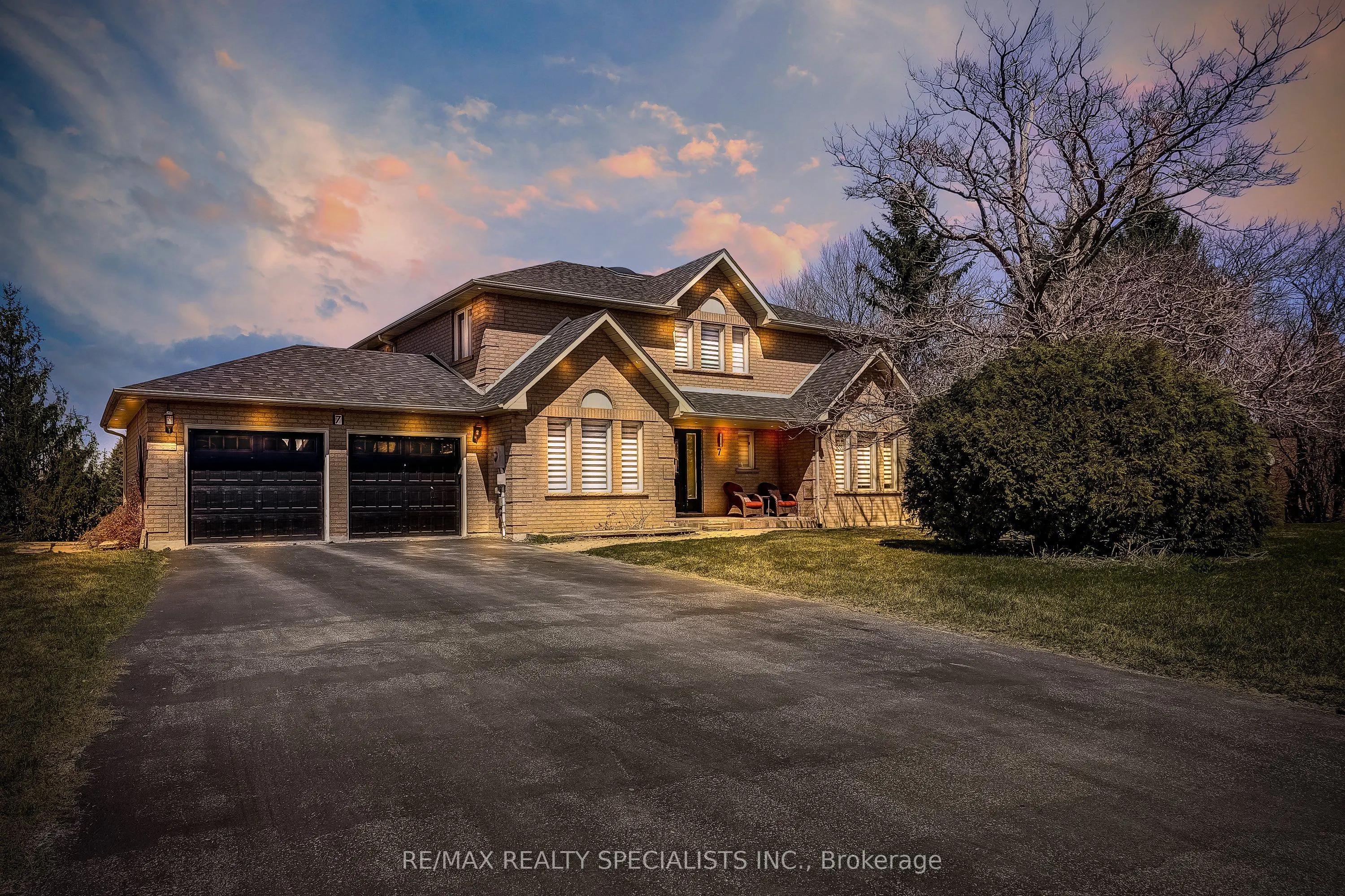 7 Golfview Boulevard