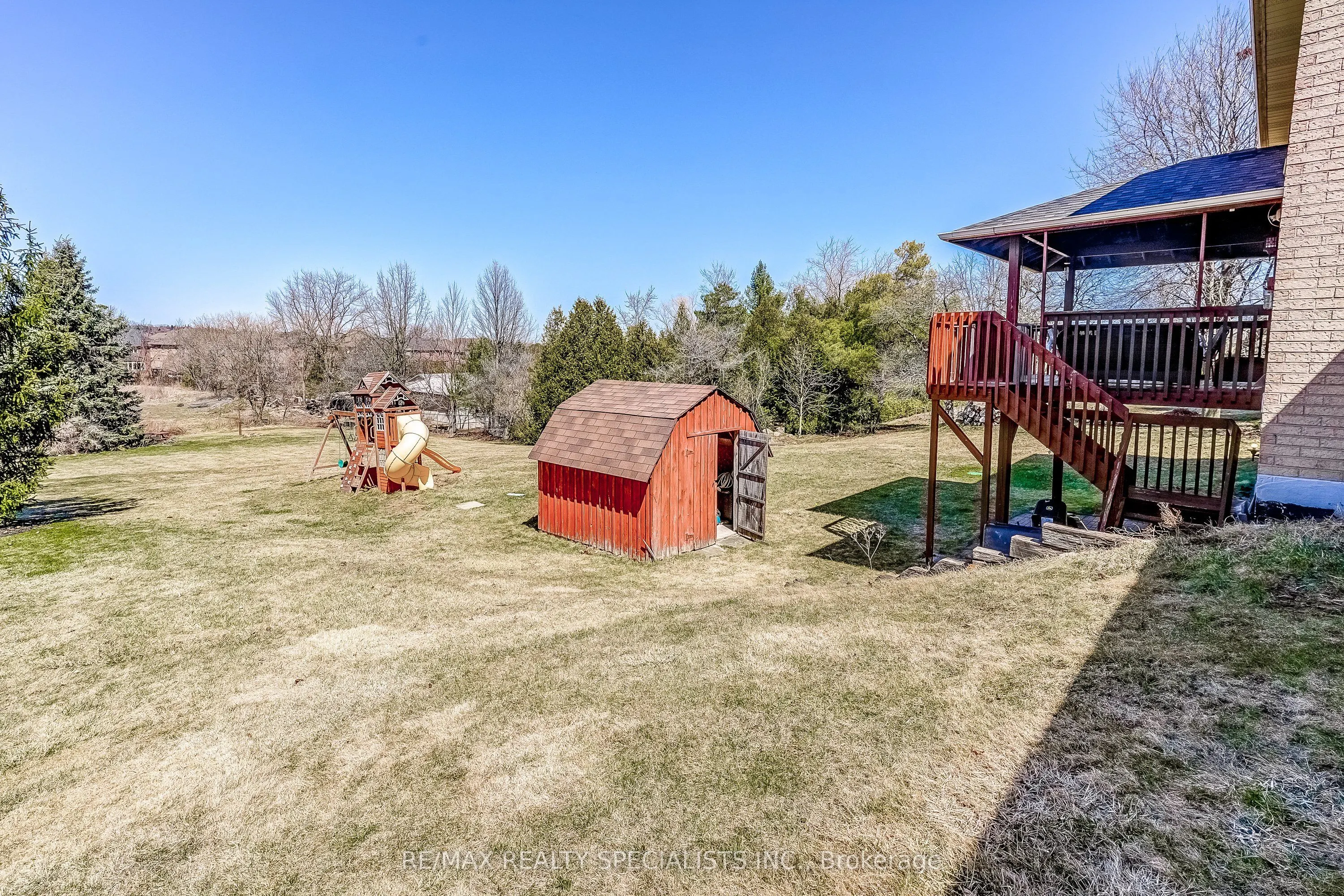 7 Golfview Boulevard