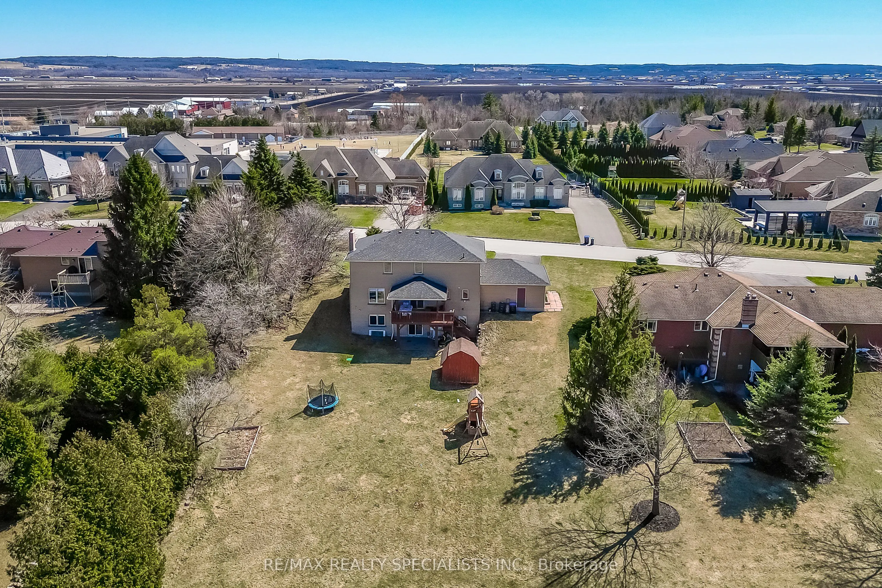 7 Golfview Boulevard