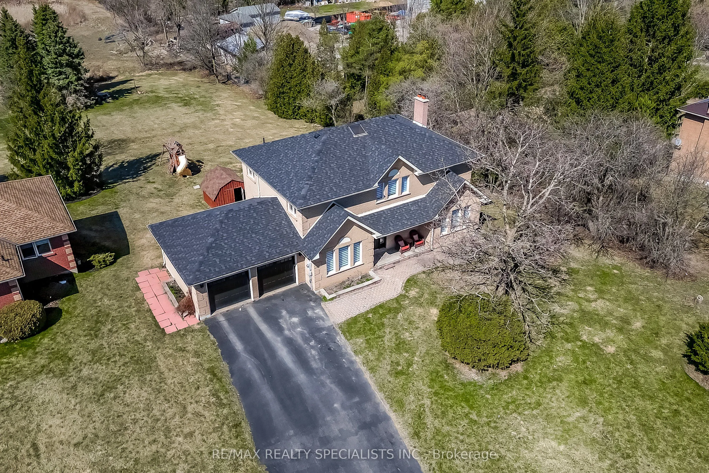 7 Golfview Boulevard