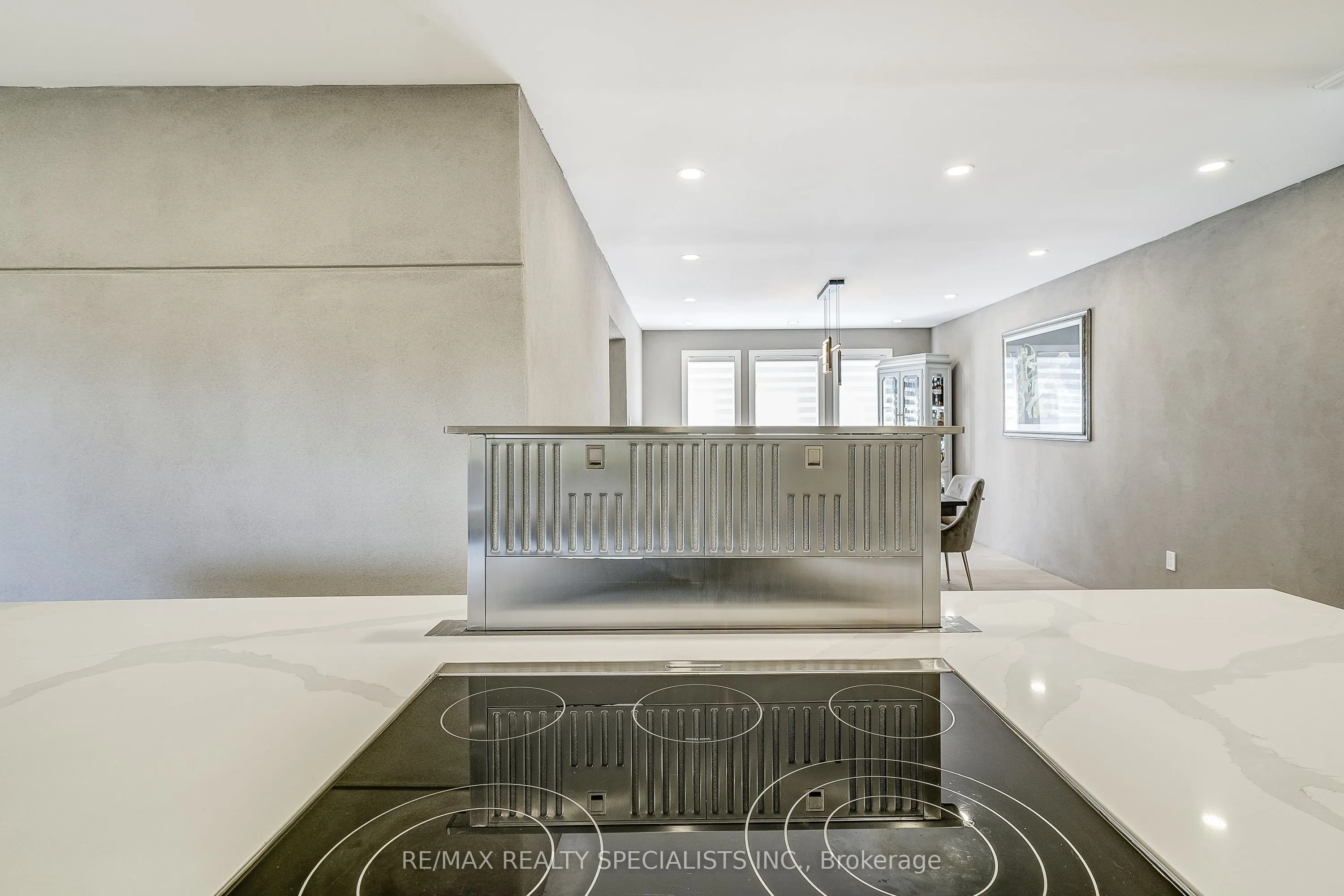 7 Golfview Boulevard