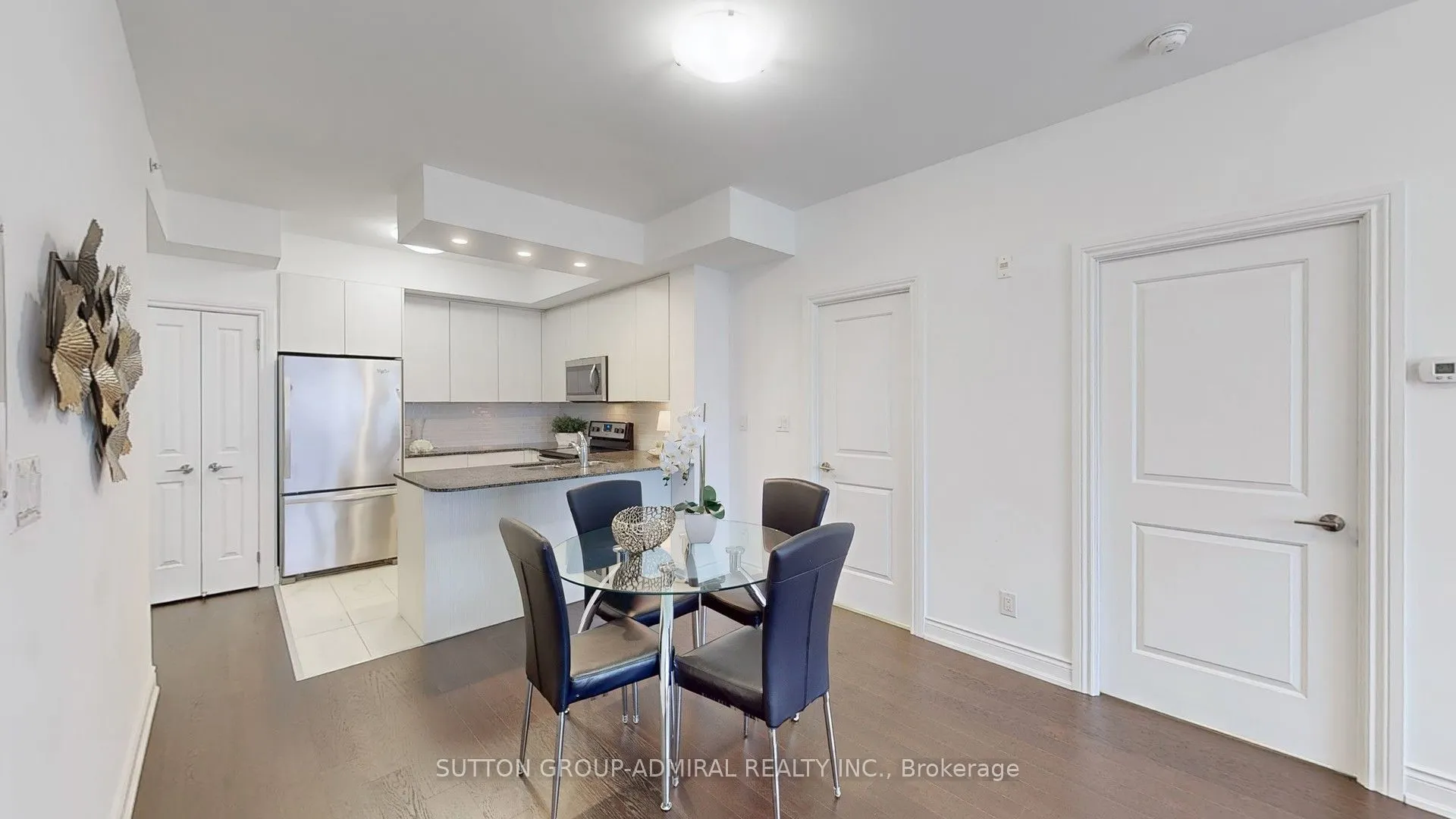 86 Woodbridge Avenue, #225