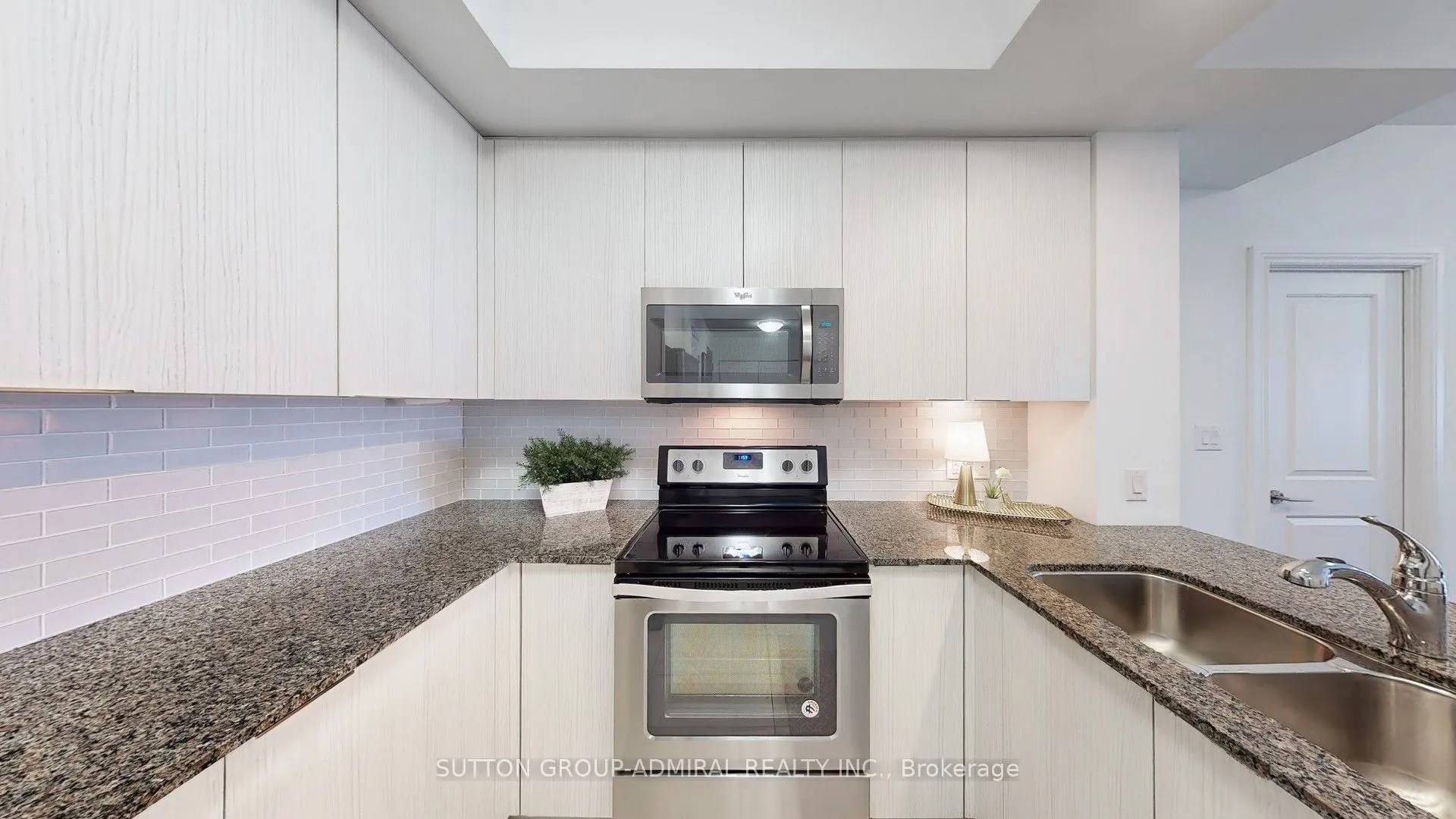 86 Woodbridge Avenue, #225
