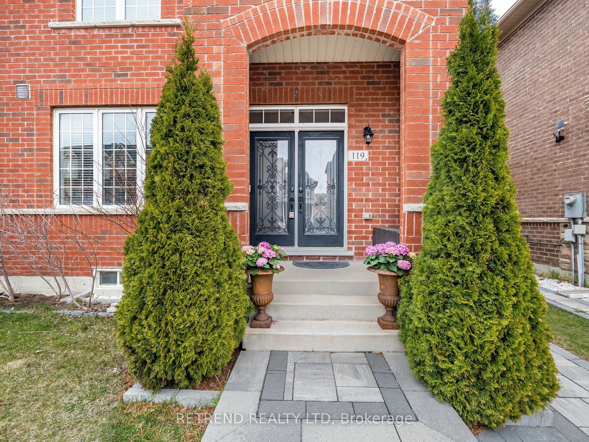 119 Barons Street