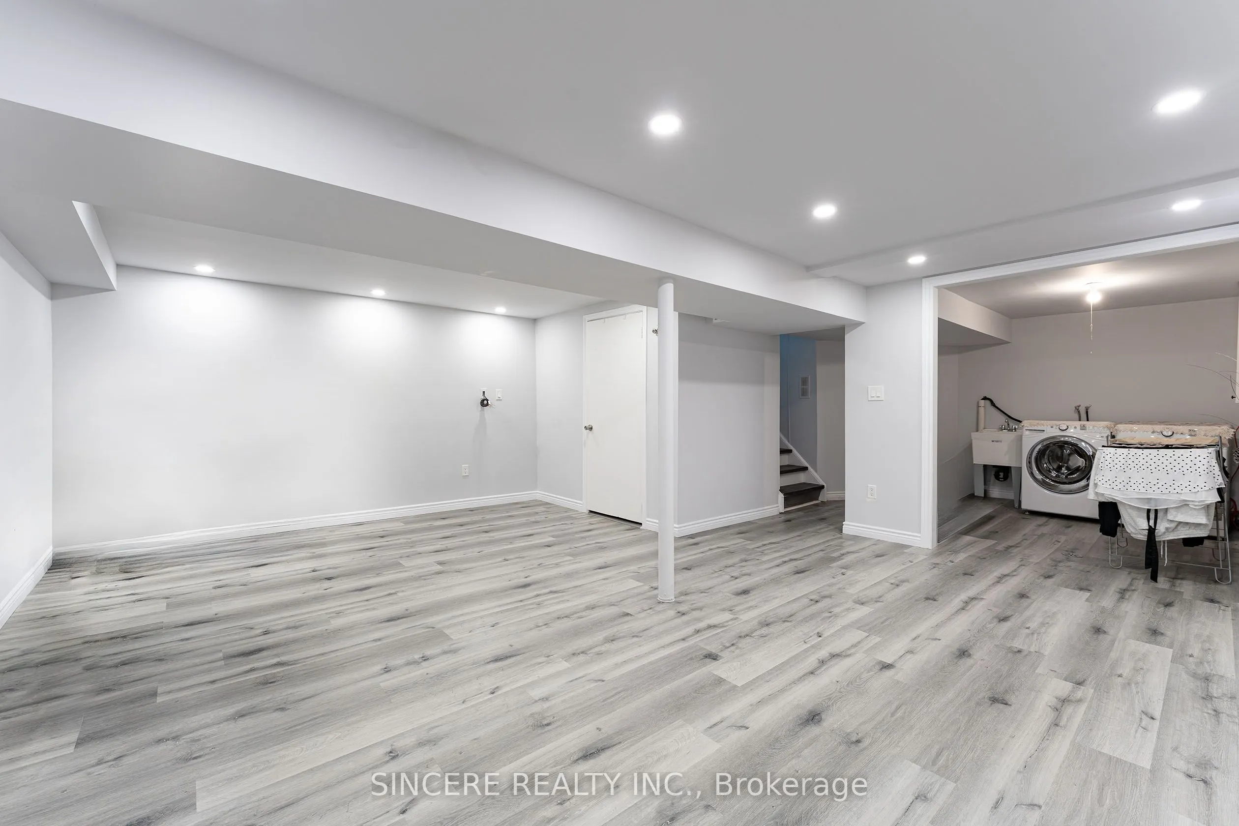 8 Greenbelt Crescent