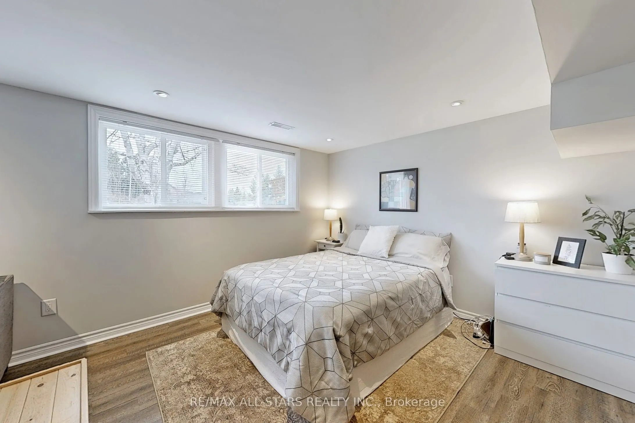 4 Kirton Court