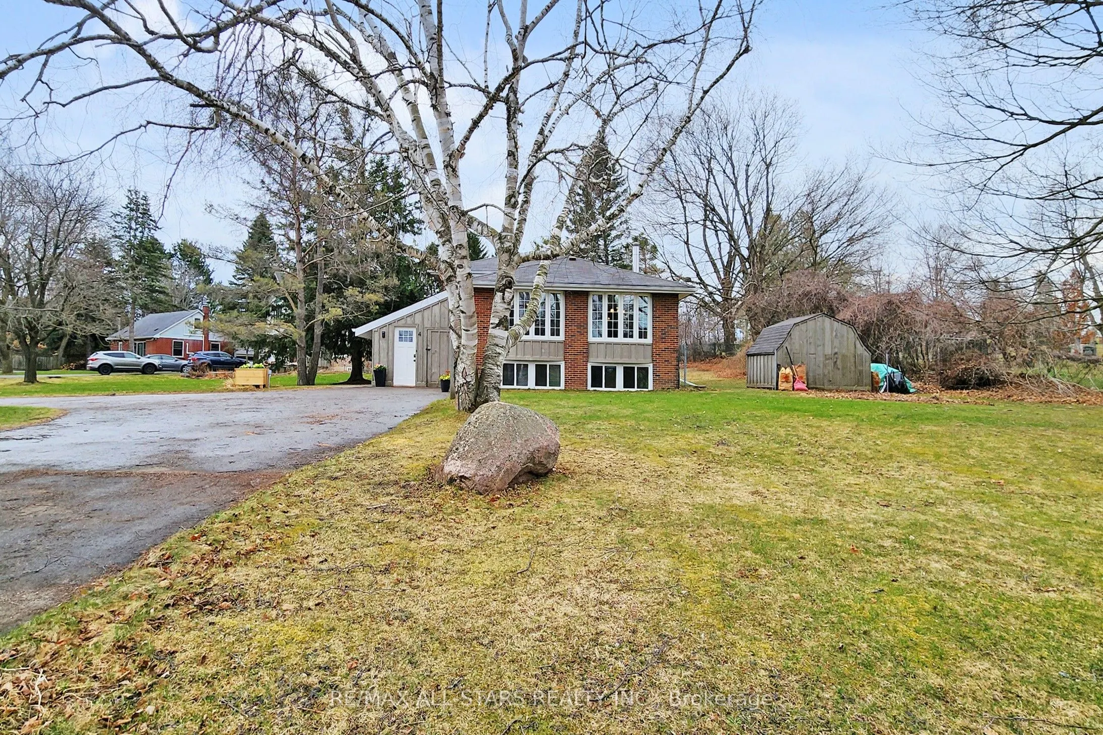 4 Kirton Court