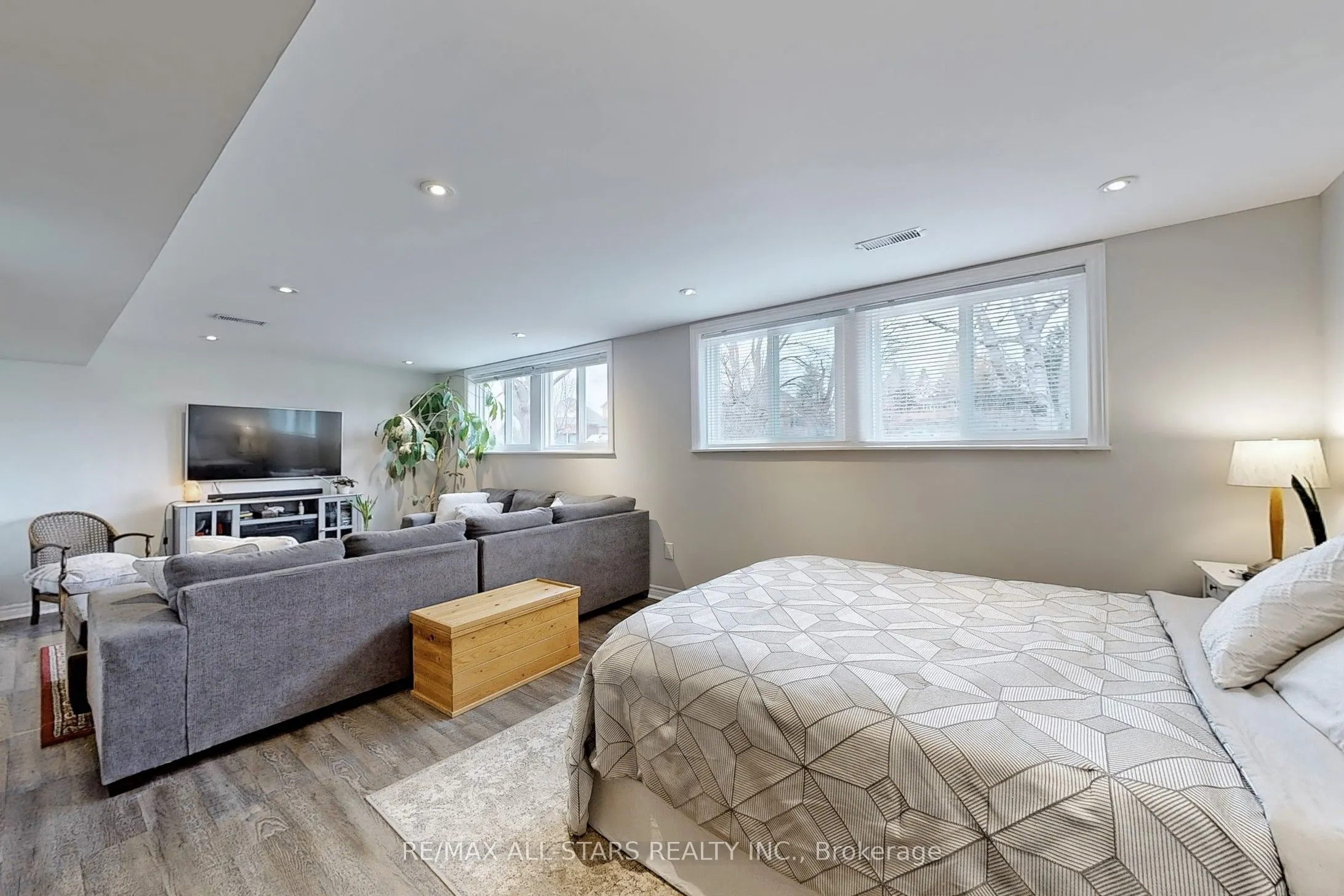 4 Kirton Court