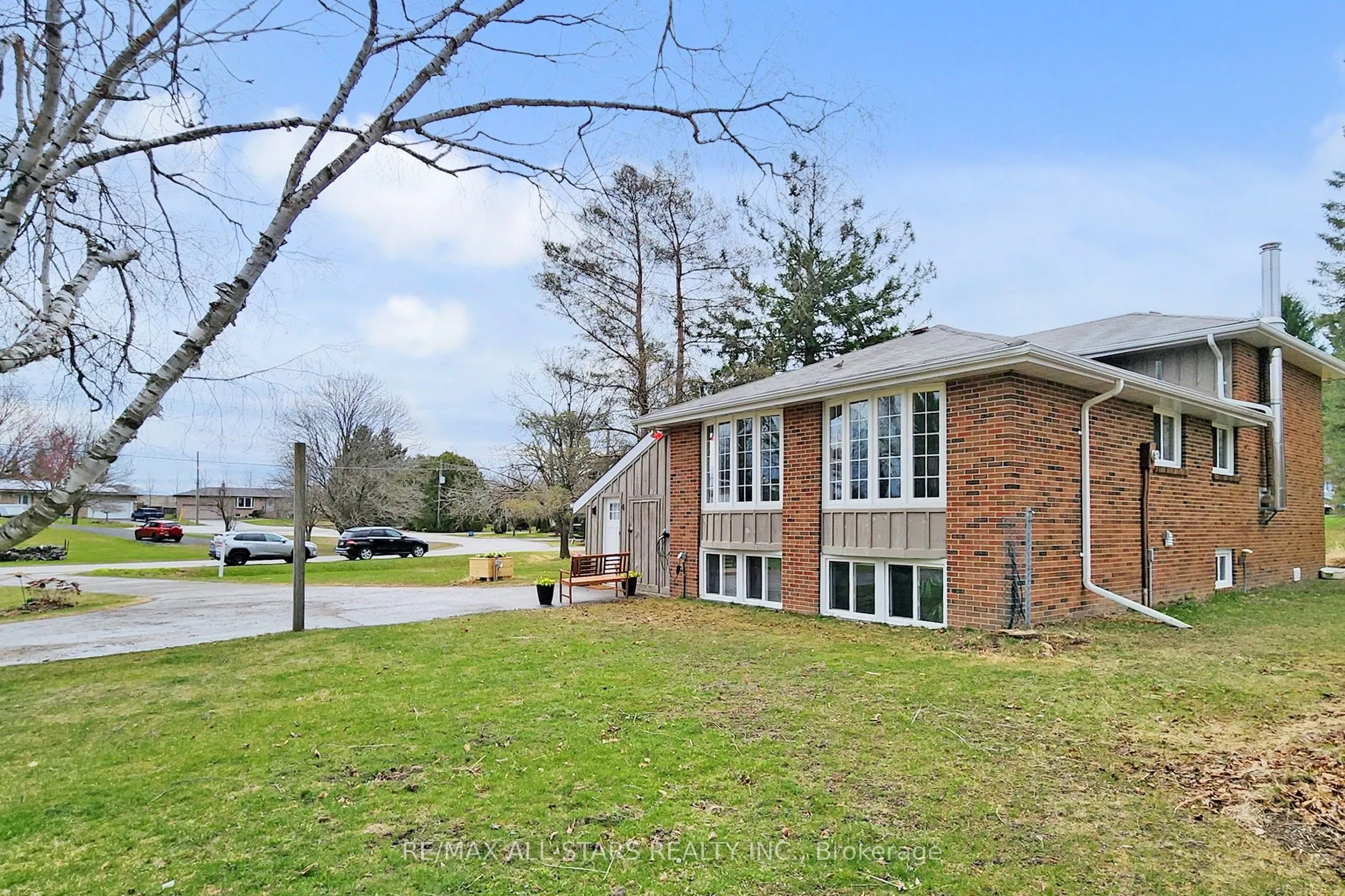 4 Kirton Court