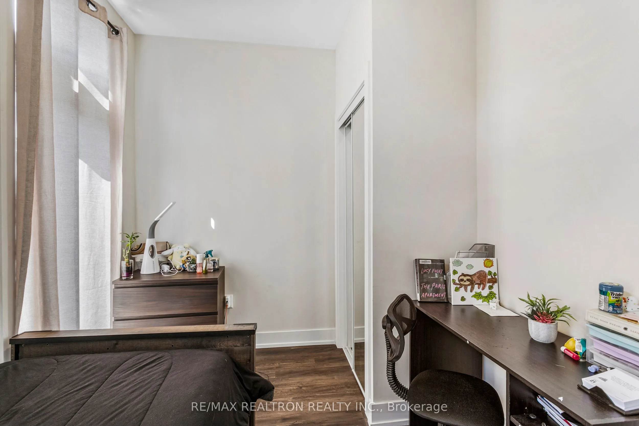 8 Sayers Lane, #12