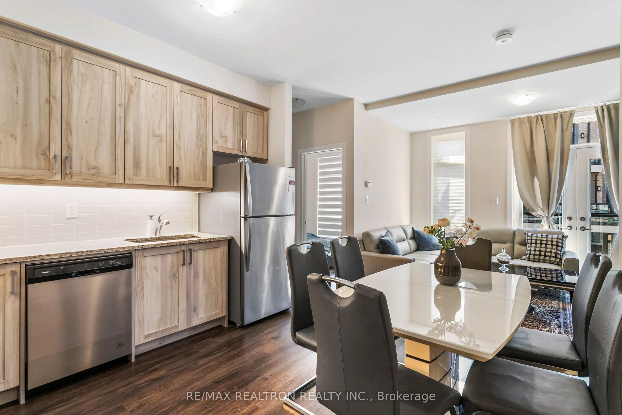 8 Sayers Lane, #12