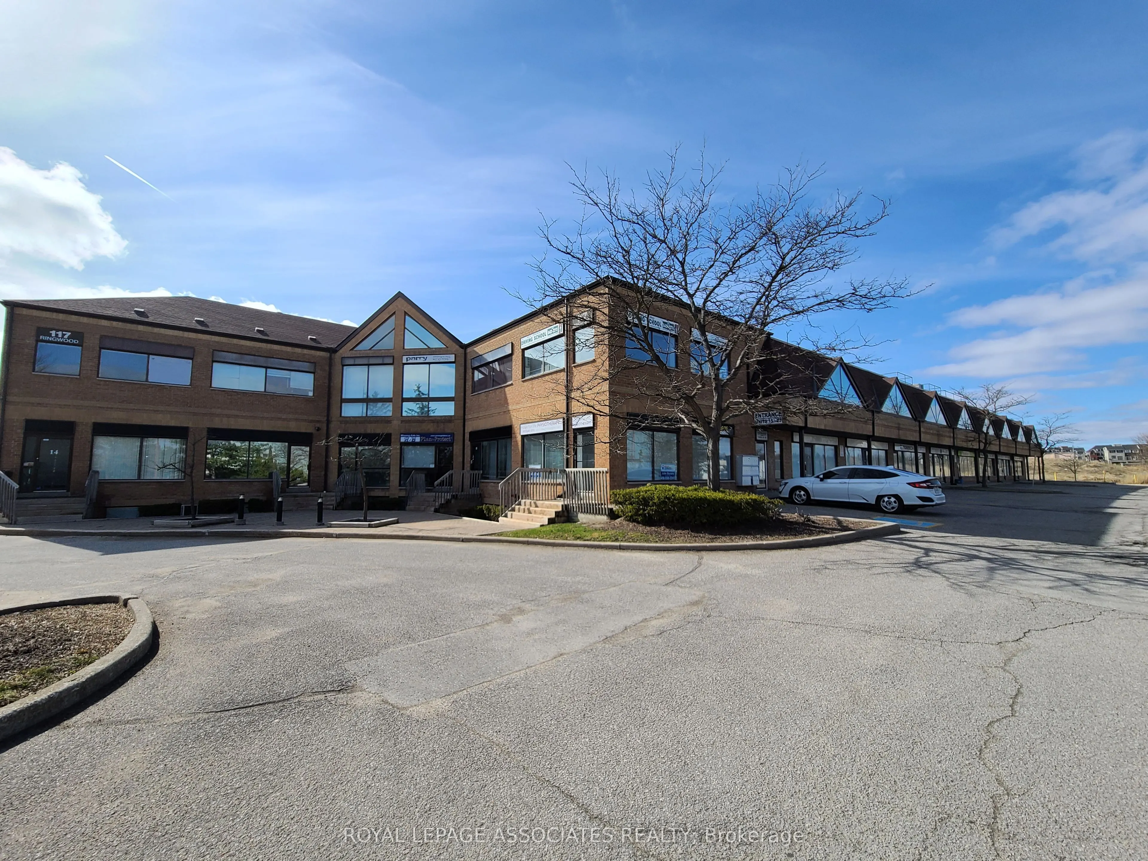 117 Ringwood Drive, #11