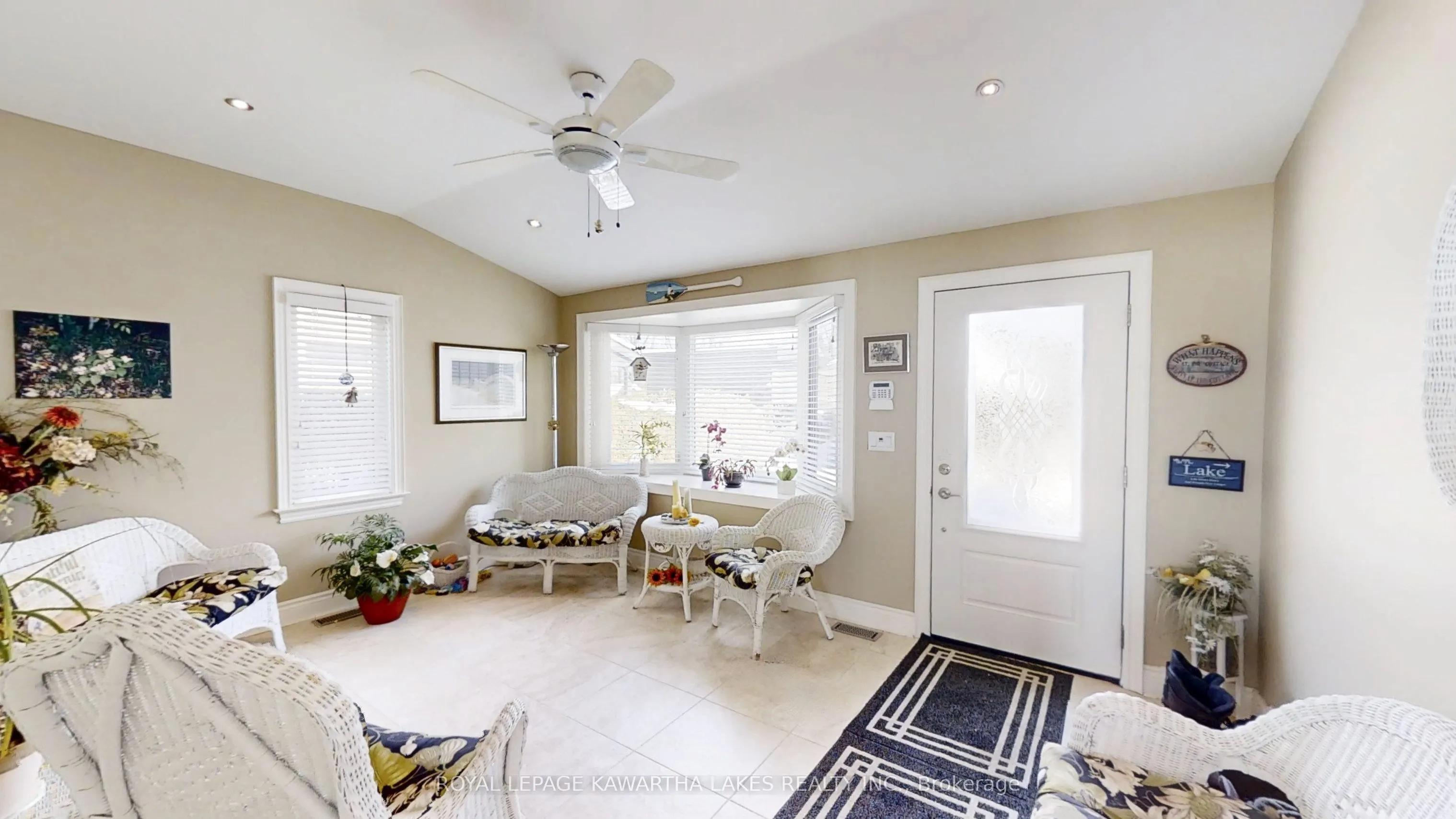 24 Mclennans Bch Road