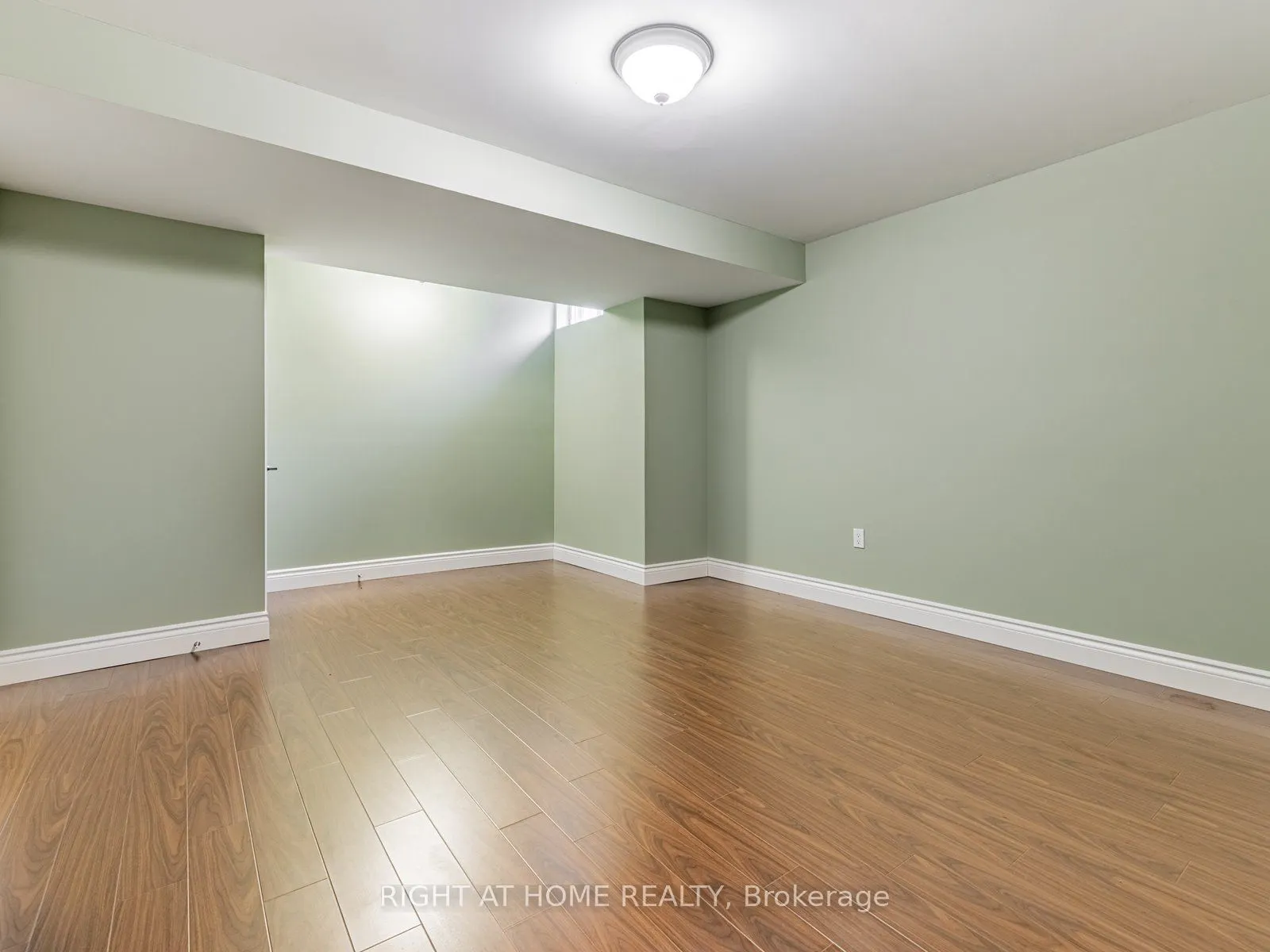 69 Morland Crescent