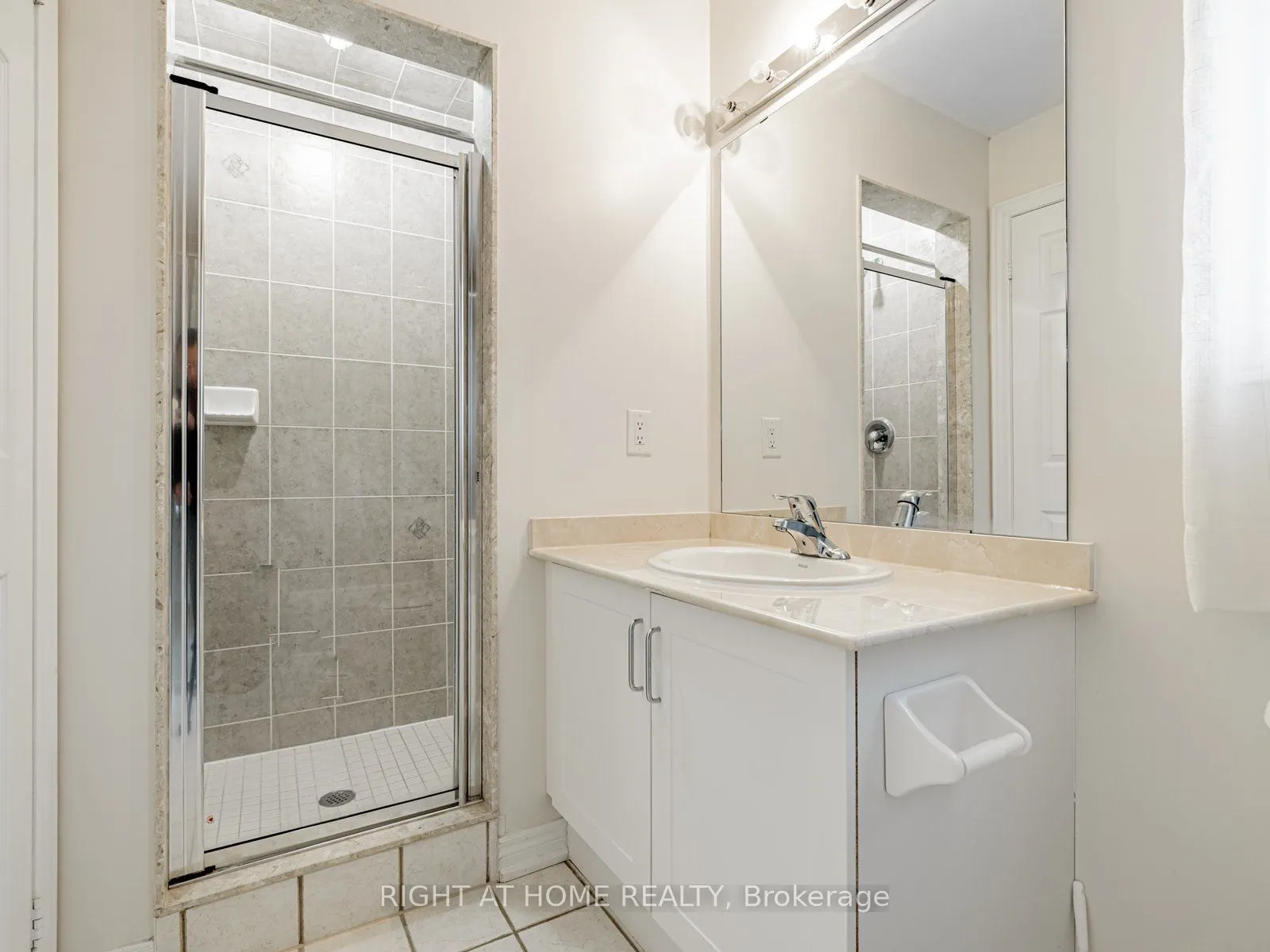 69 Morland Crescent