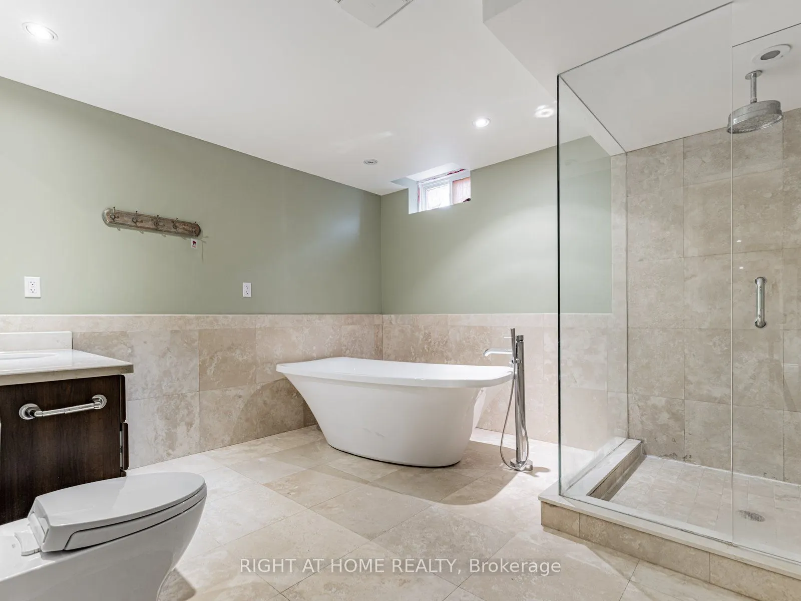 69 Morland Crescent