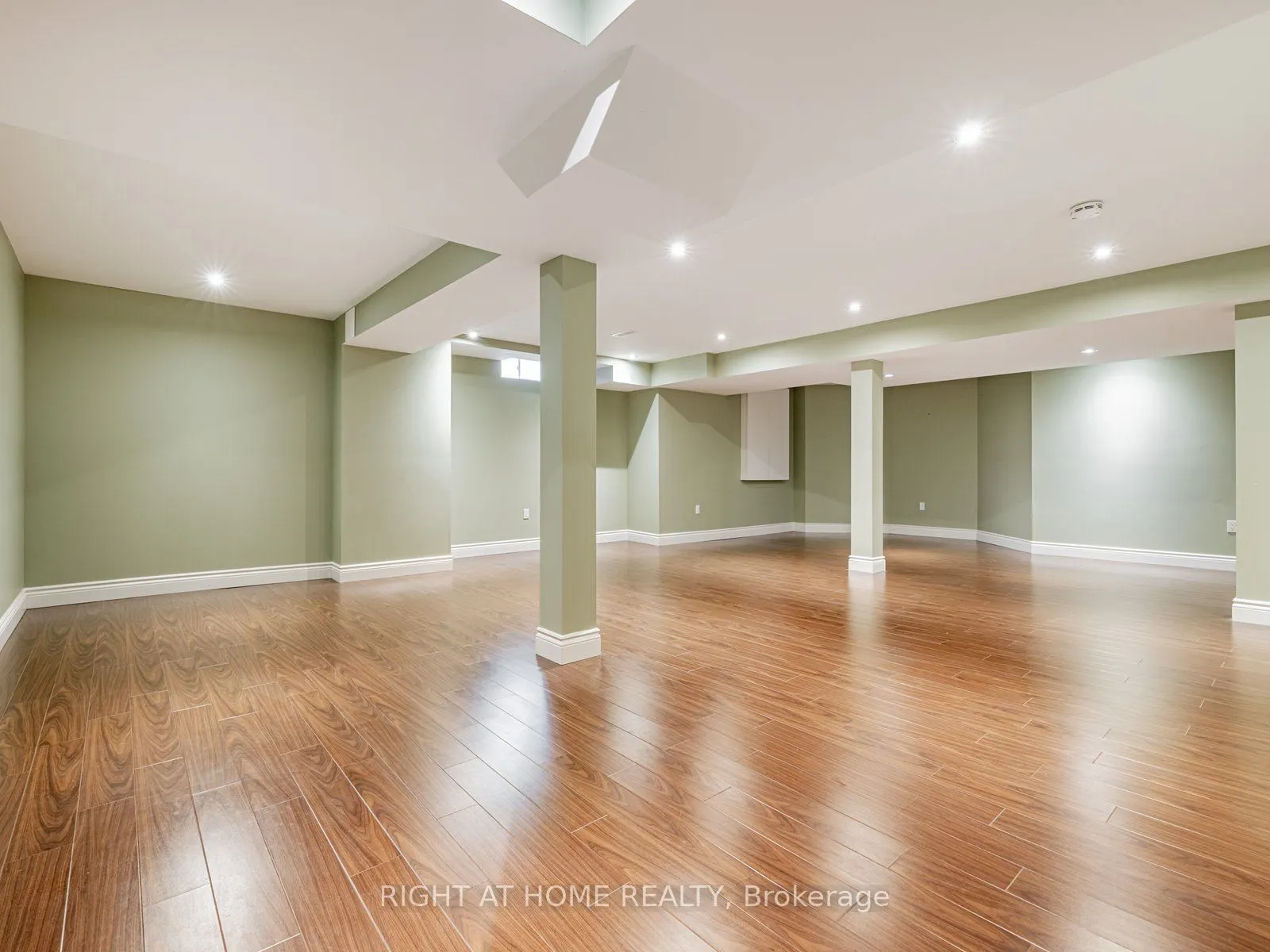 69 Morland Crescent