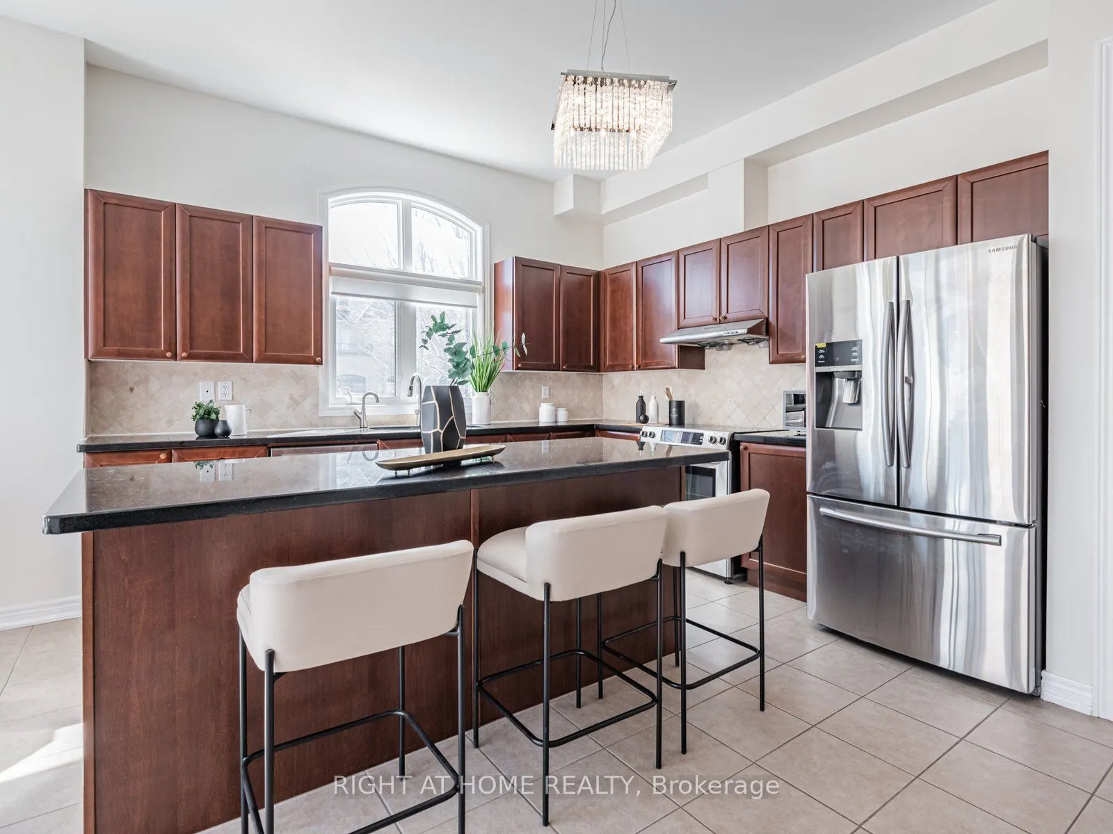 69 Morland Crescent
