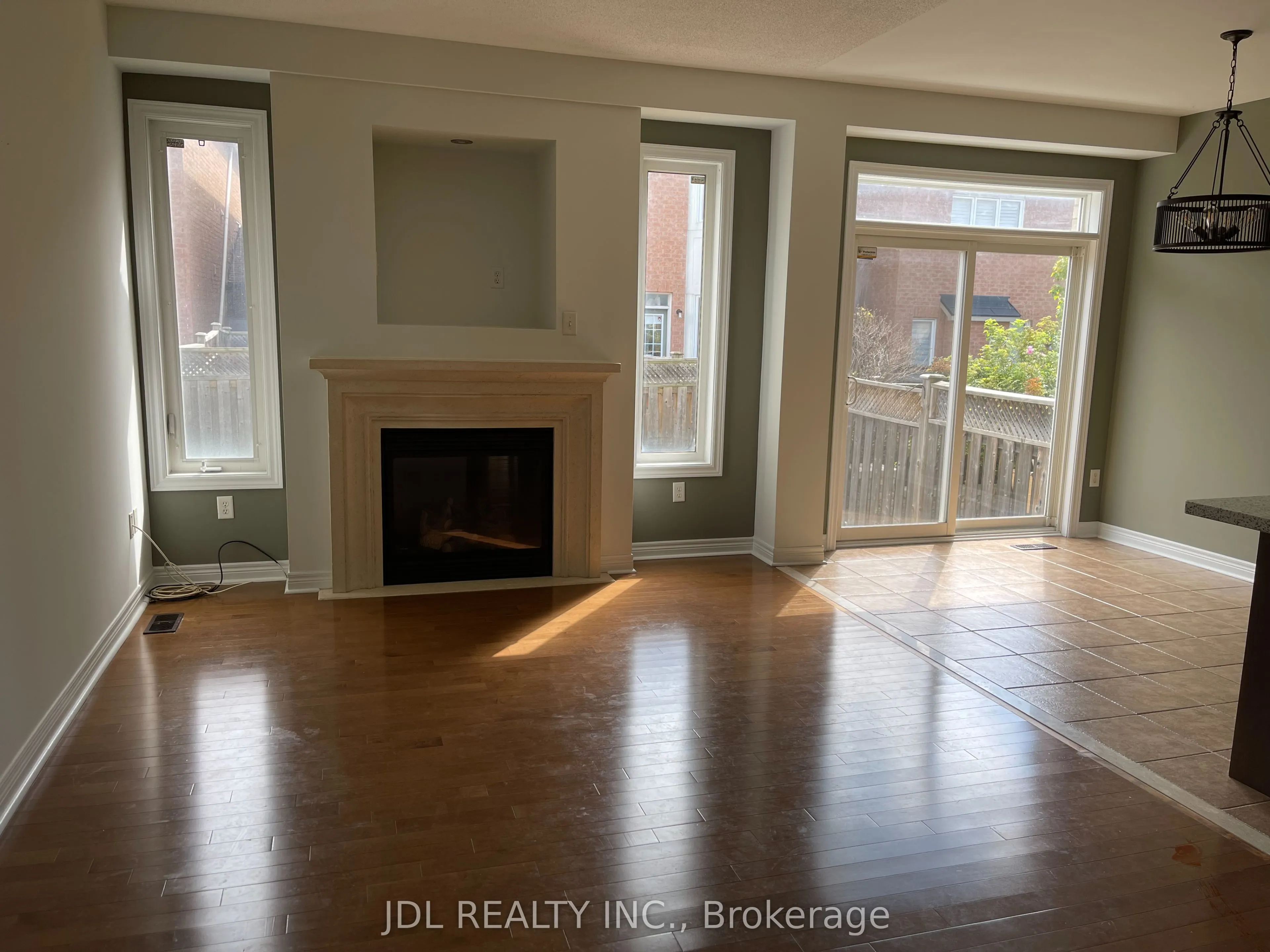 64 Pillar Rock Crescent