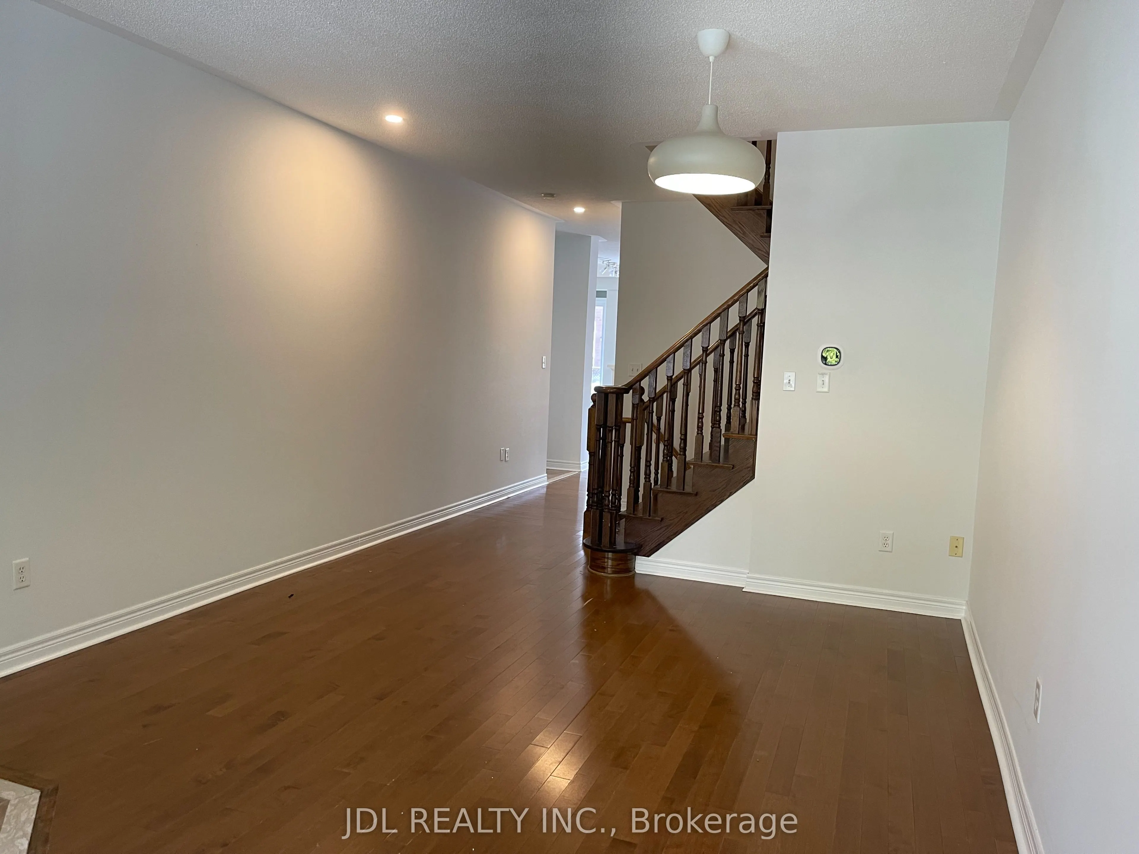 64 Pillar Rock Crescent
