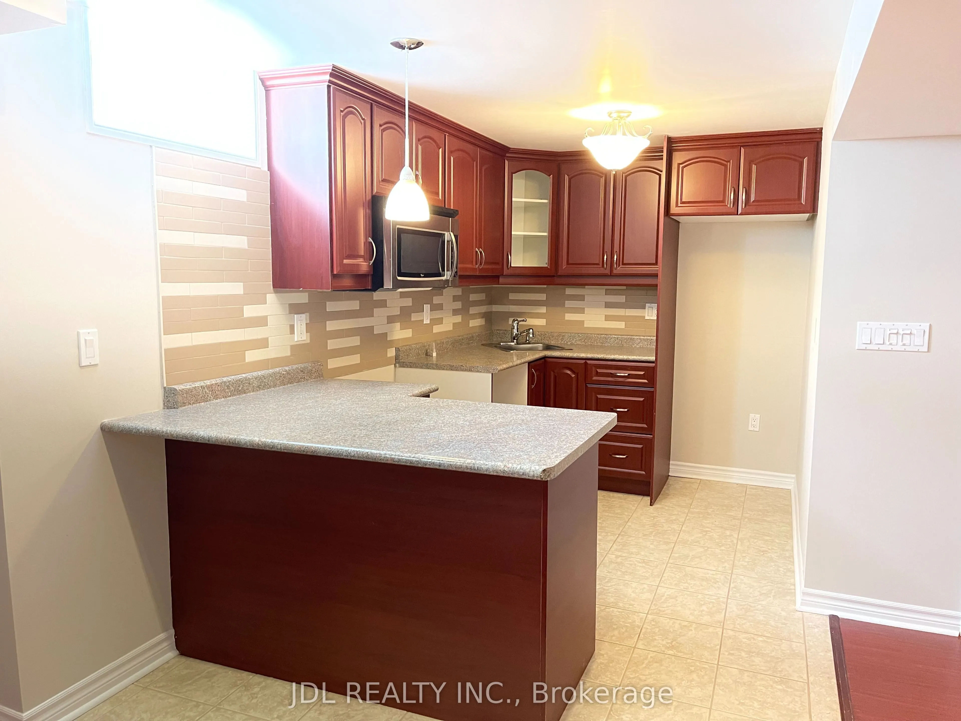 64 Pillar Rock Crescent