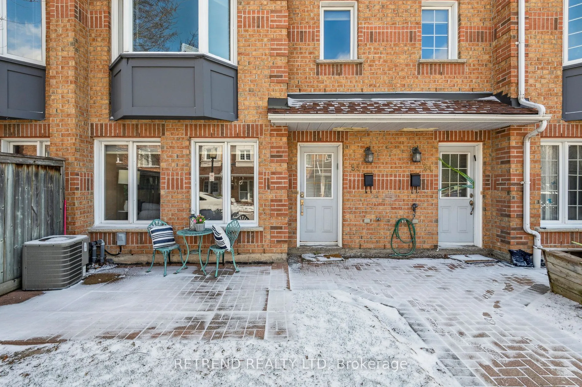 151 Townsgate Drive, #95
