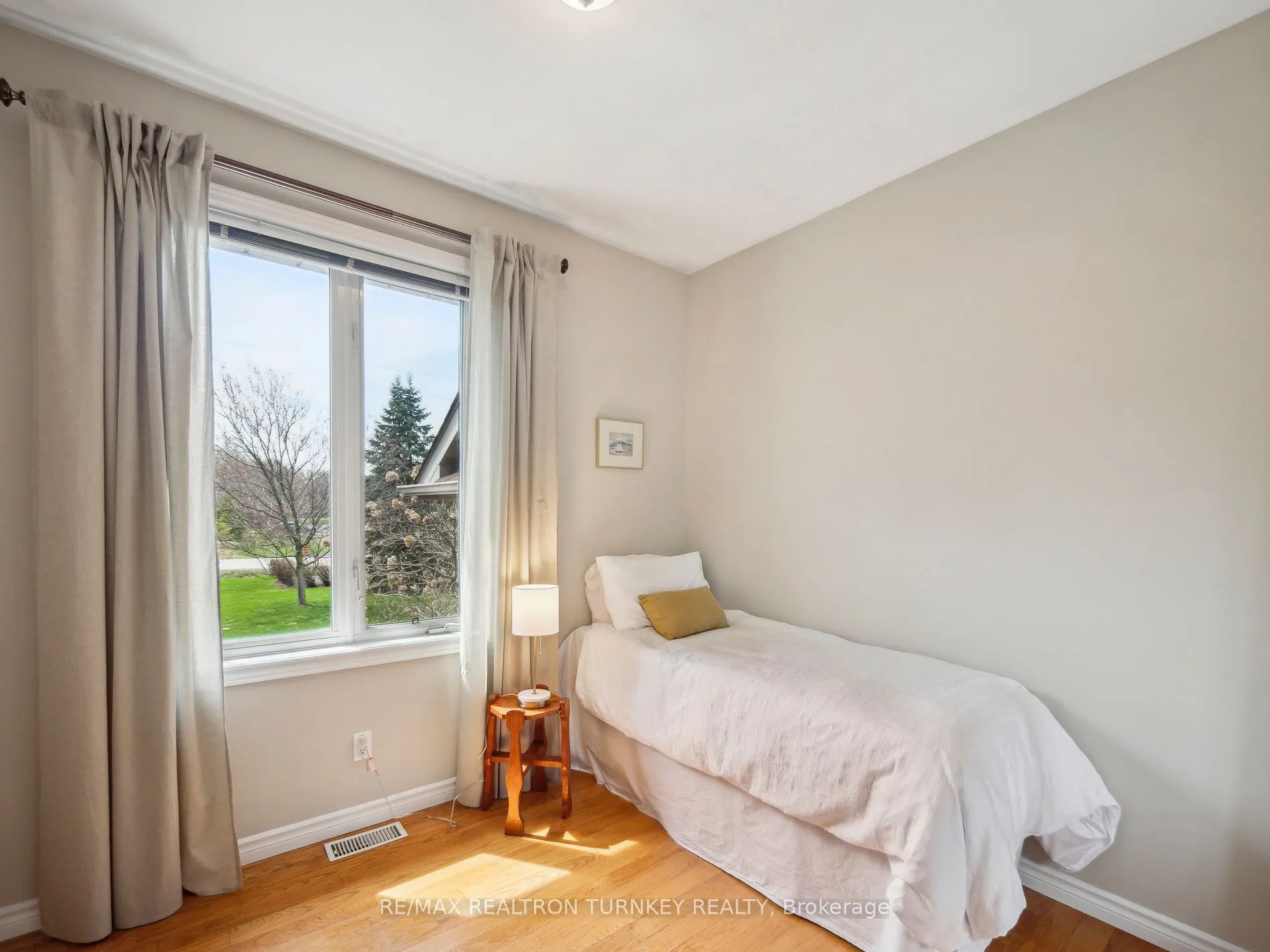 20173 Bathurst Street
