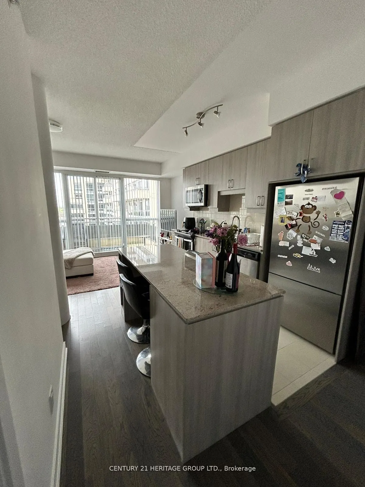 9201 Yonge Street, #617