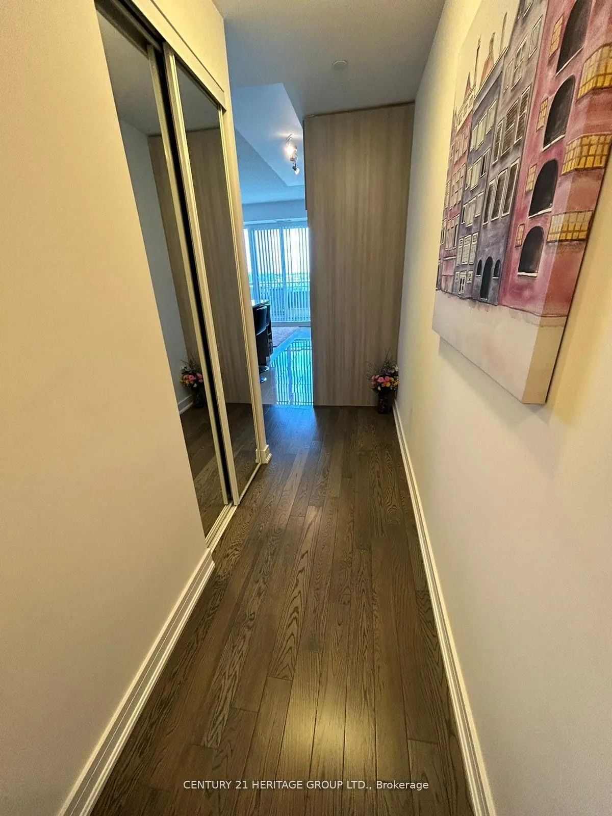 9201 Yonge Street, #617