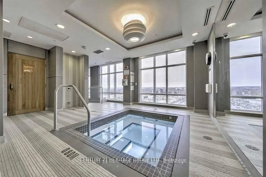 9201 Yonge Street, #617