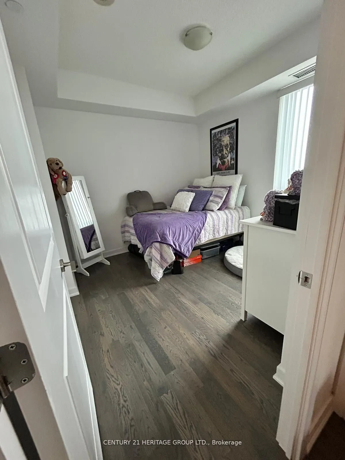 9201 Yonge Street, #617