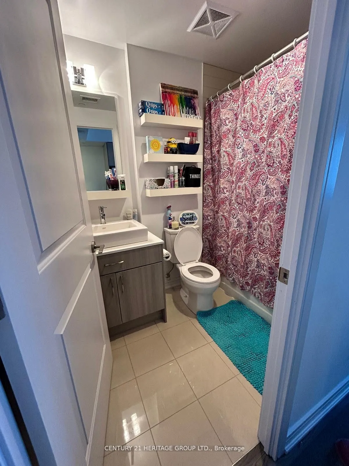 9201 Yonge Street, #617