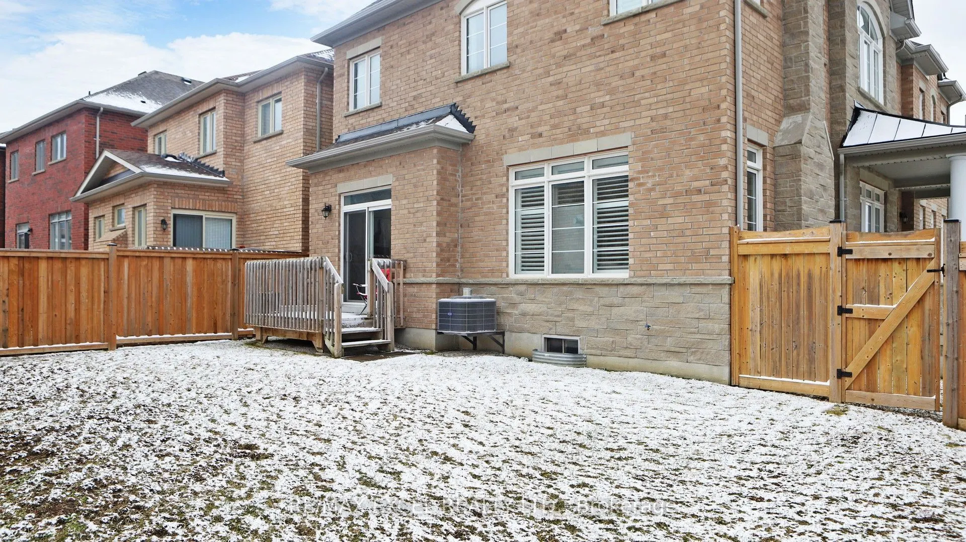 42 Robert Baldwin Boulevard