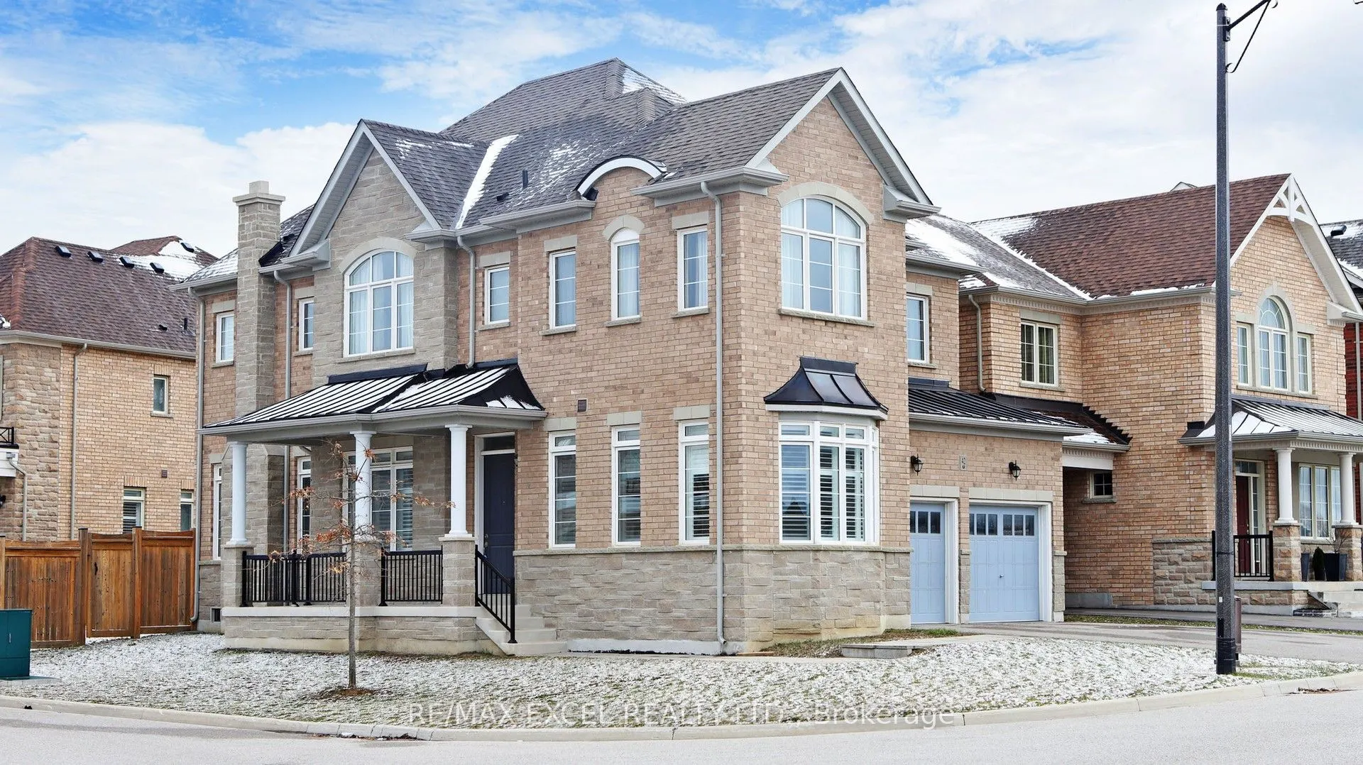 42 Robert Baldwin Boulevard