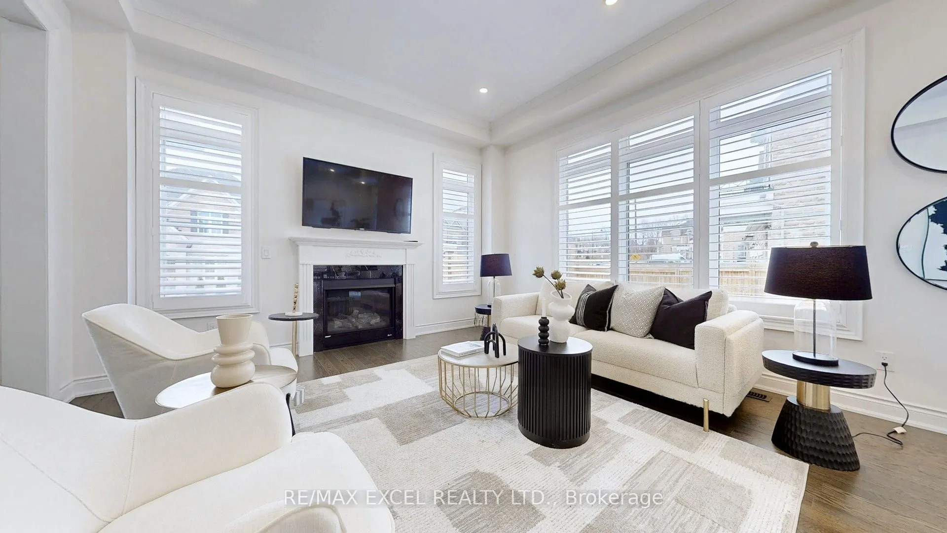42 Robert Baldwin Boulevard