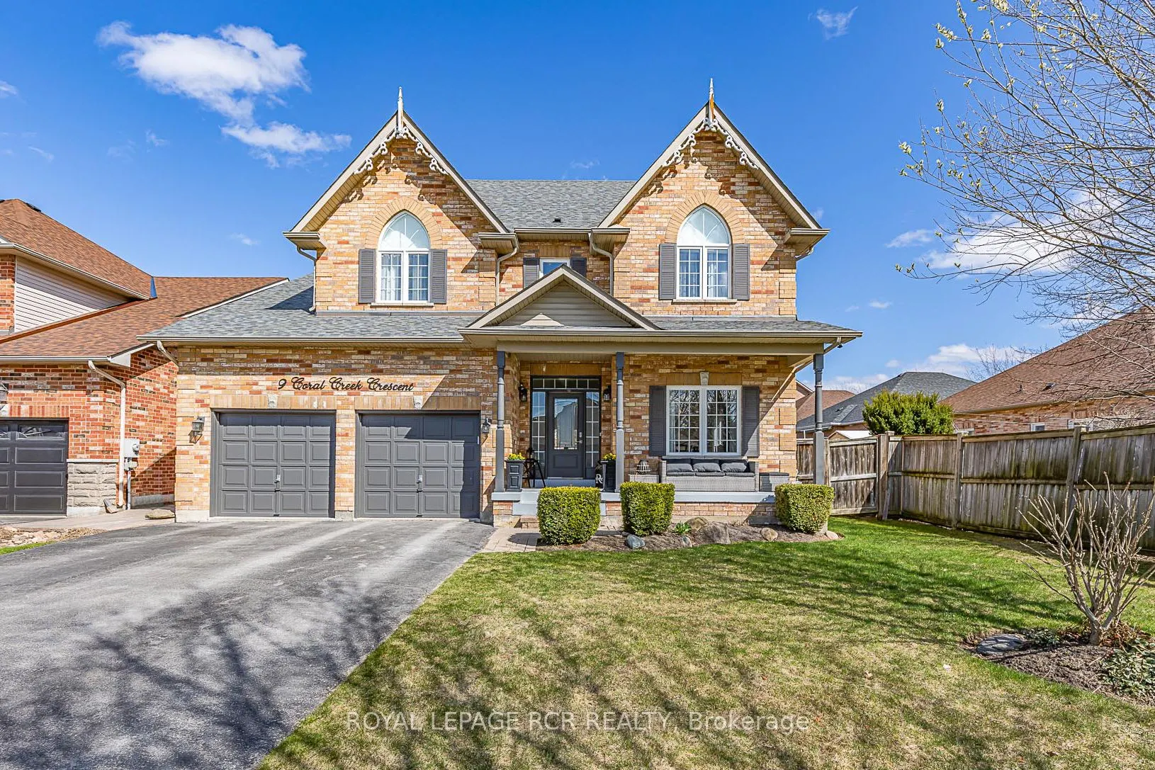 9 Coral Creek Crescent